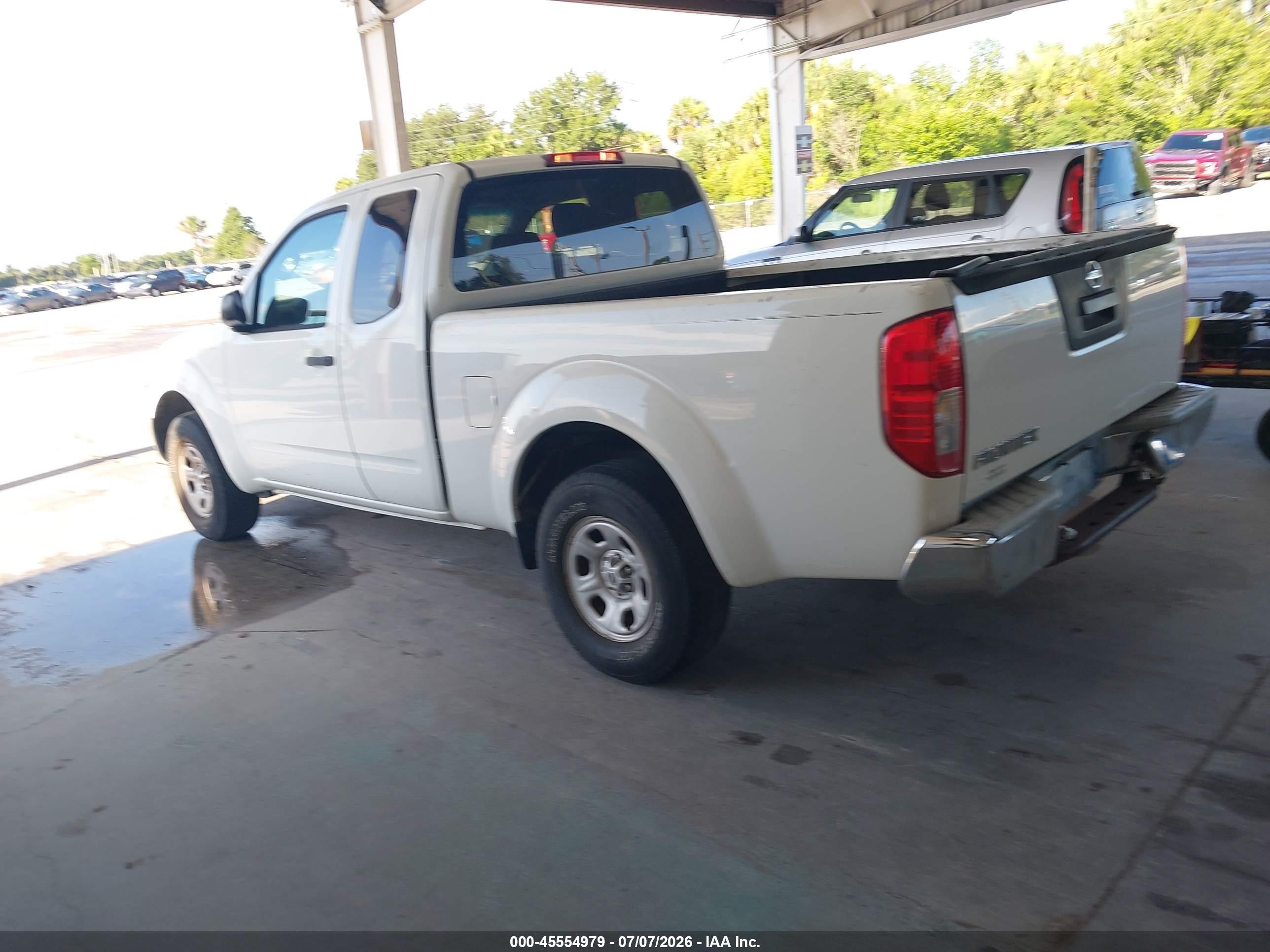 2015 Nissan Frontier S White vin: 1N6BD0CT5FN755818