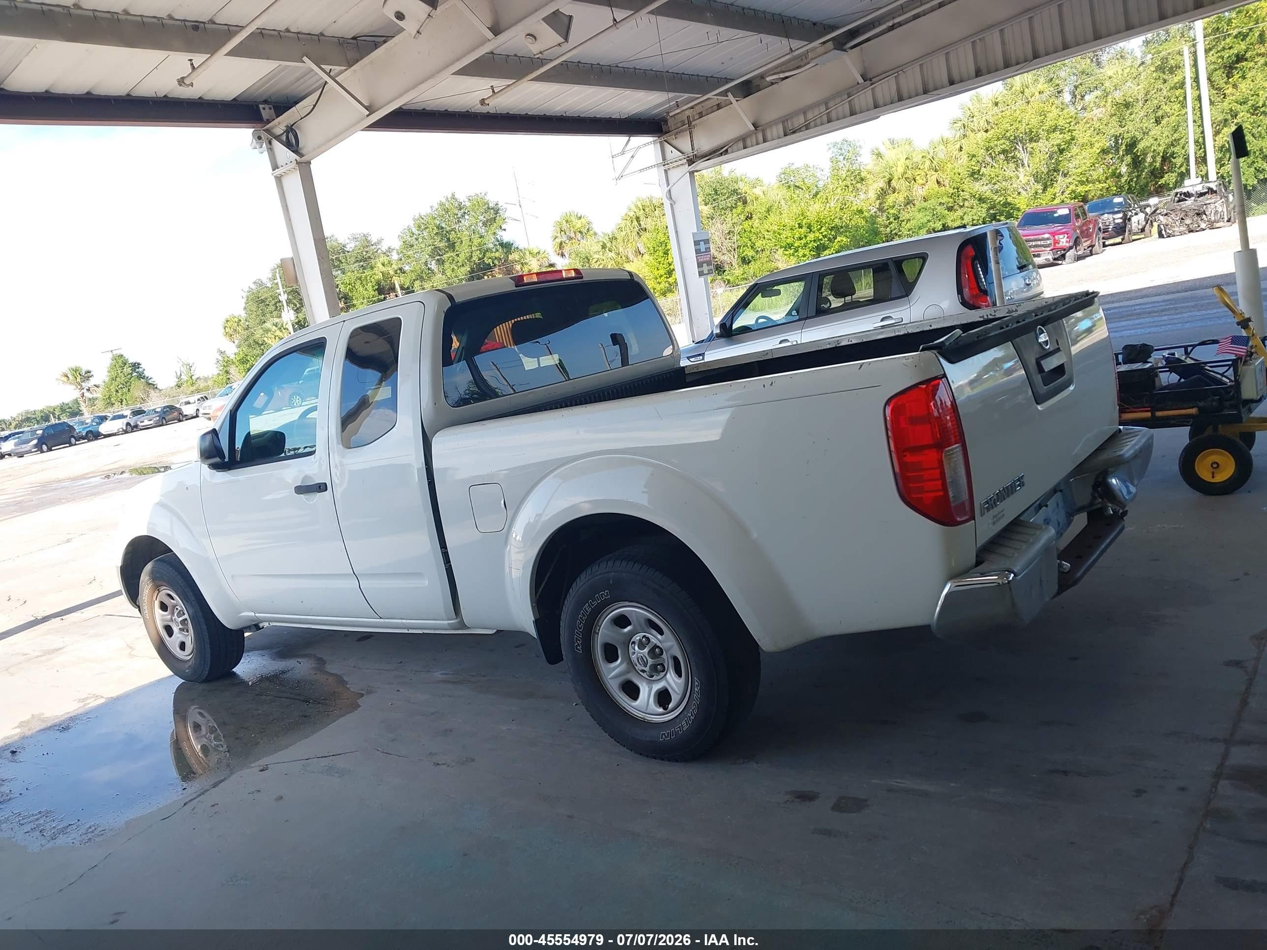 2015 Nissan Frontier S White vin: 1N6BD0CT5FN755818