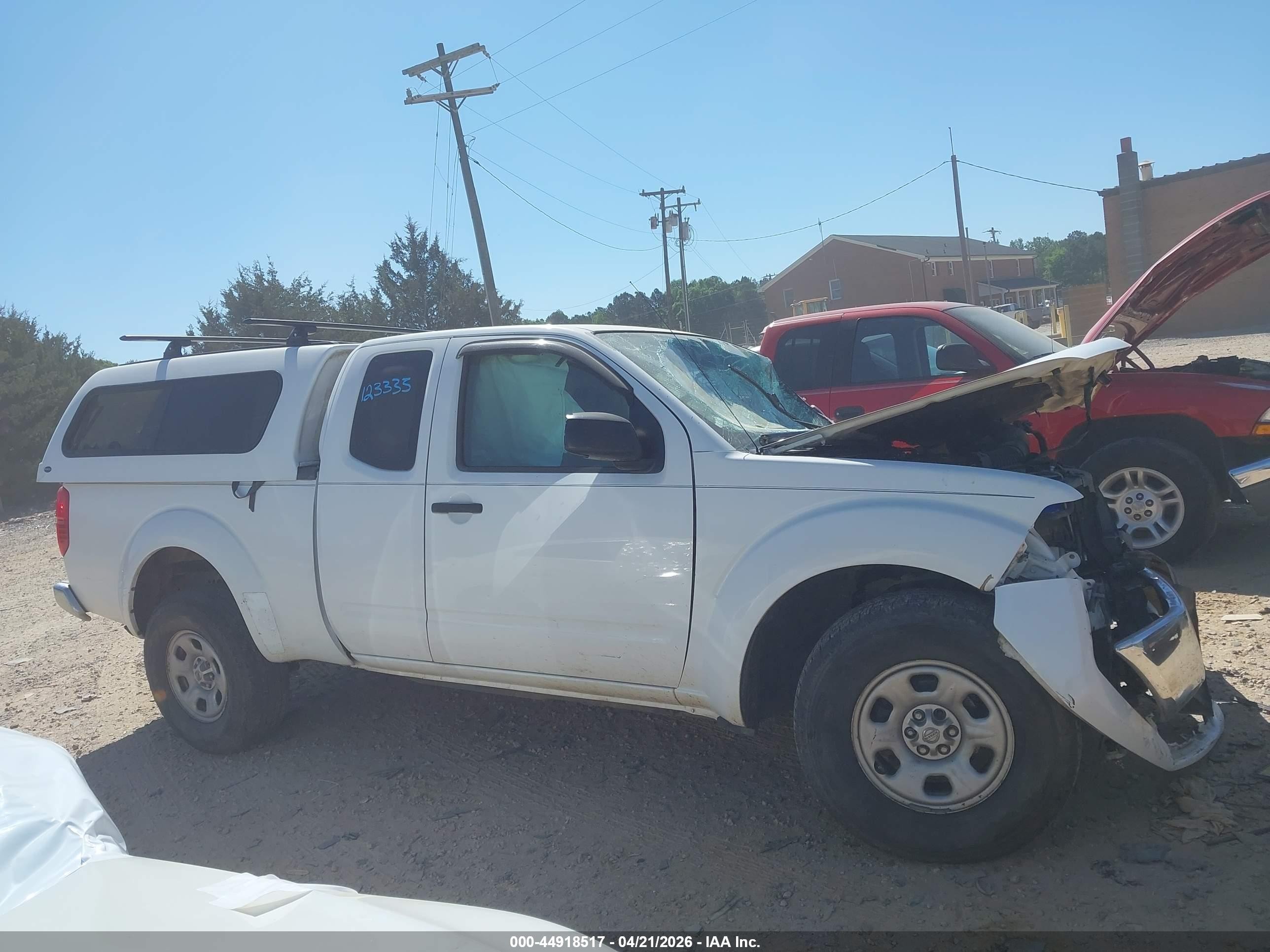 2010 Nissan Frontier Se-i4 White vin: 1N6BD0CT6AC410270