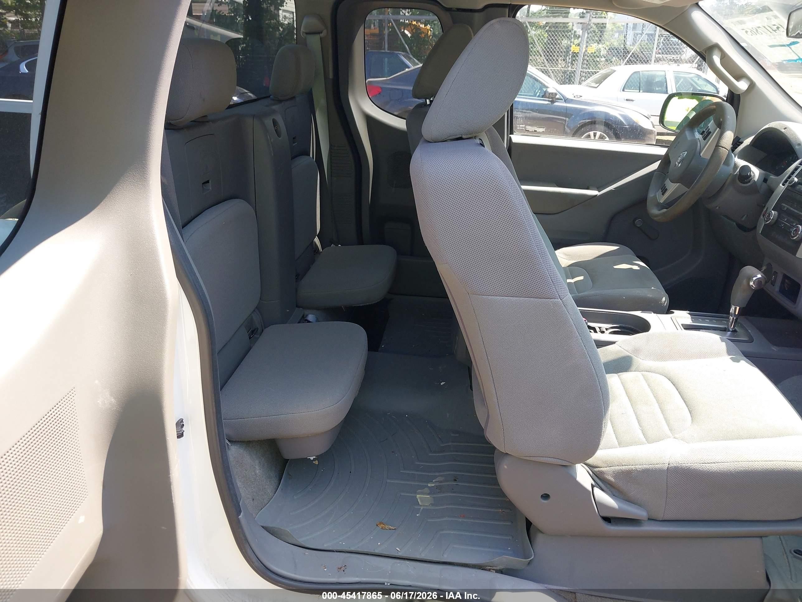2015 Nissan Frontier S Белый vin: 1N6BD0CT6FN760560