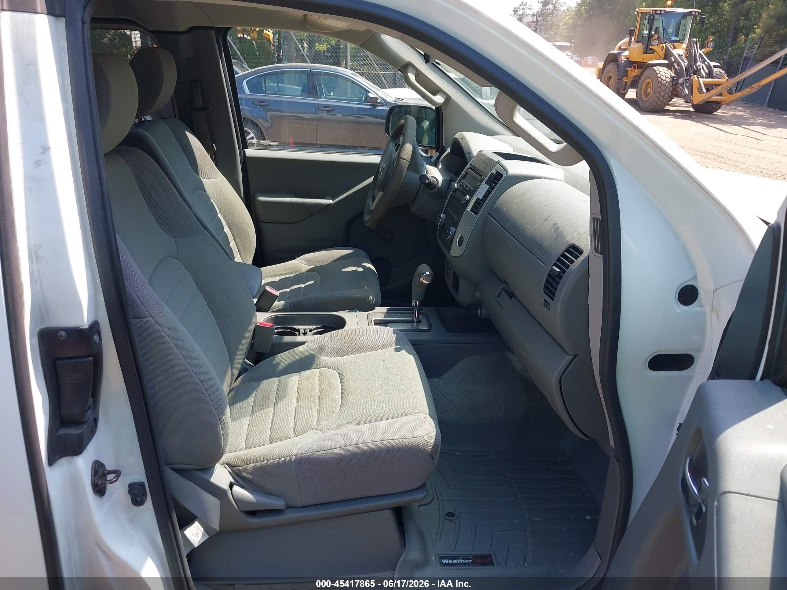 2015 Nissan Frontier S Белый vin: 1N6BD0CT6FN760560