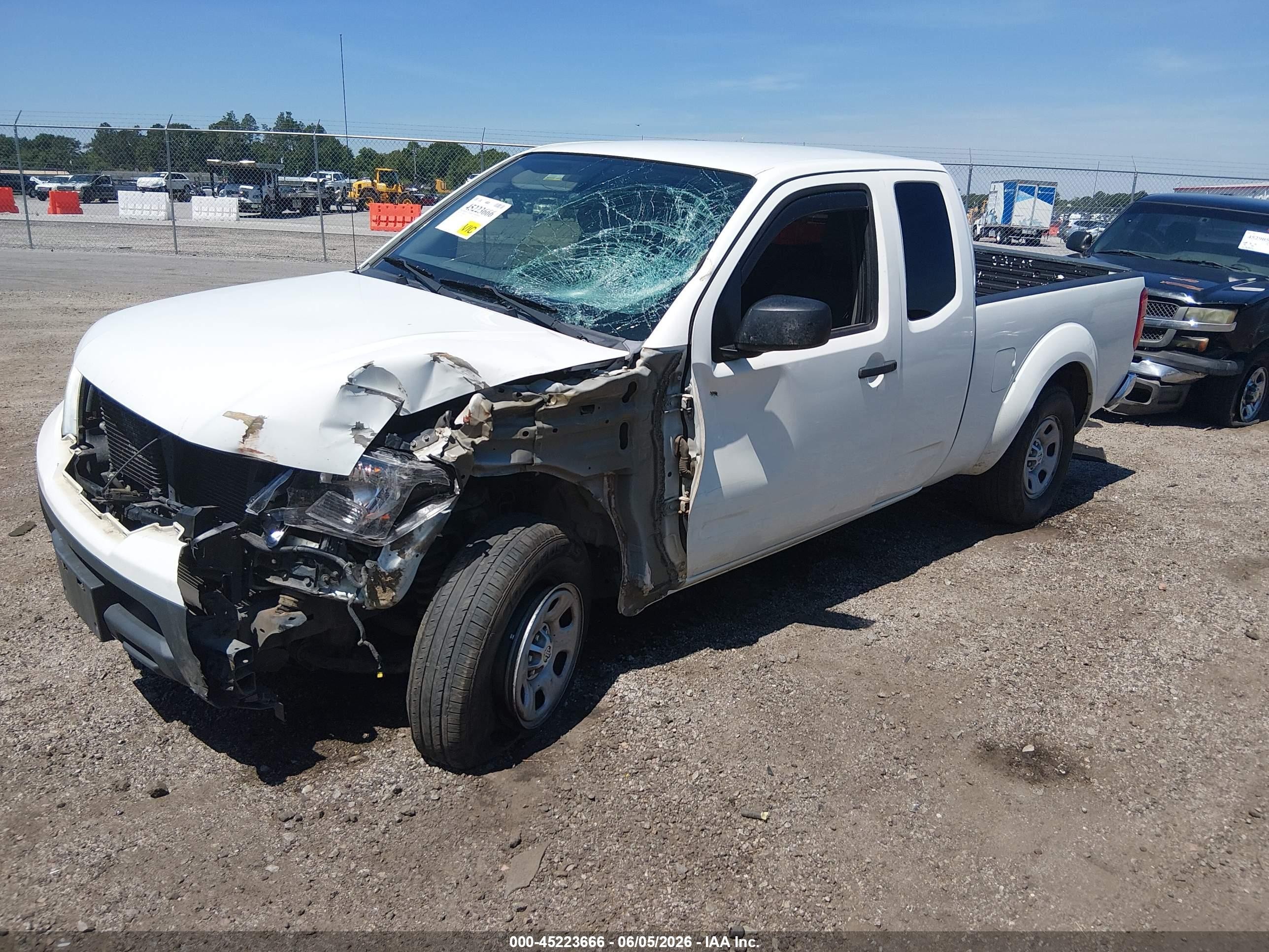 2014 Nissan Frontier S/sv-i4 White vin: 1N6BD0CT7EN768374