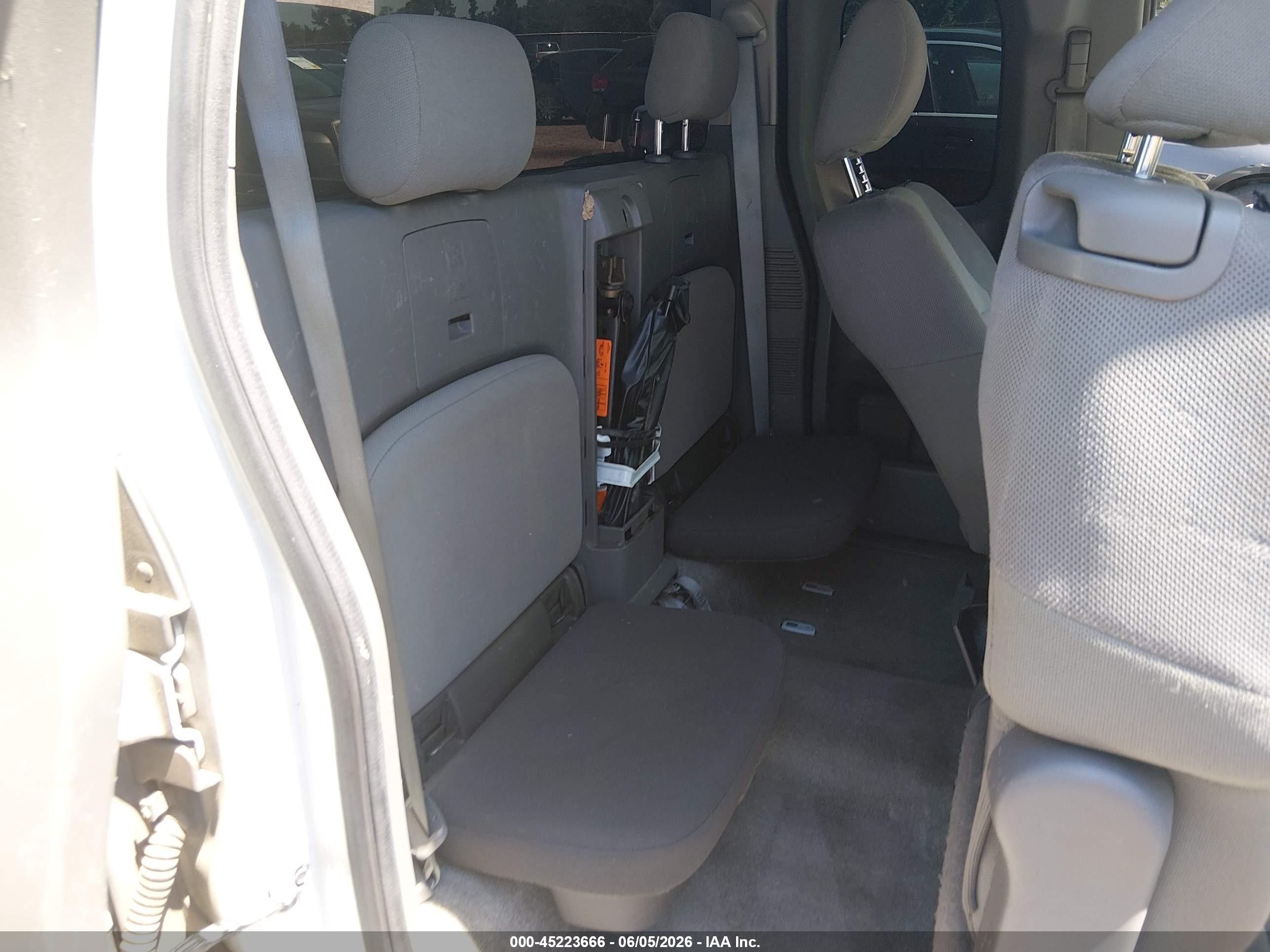 2014 Nissan Frontier S/sv-i4 White vin: 1N6BD0CT7EN768374