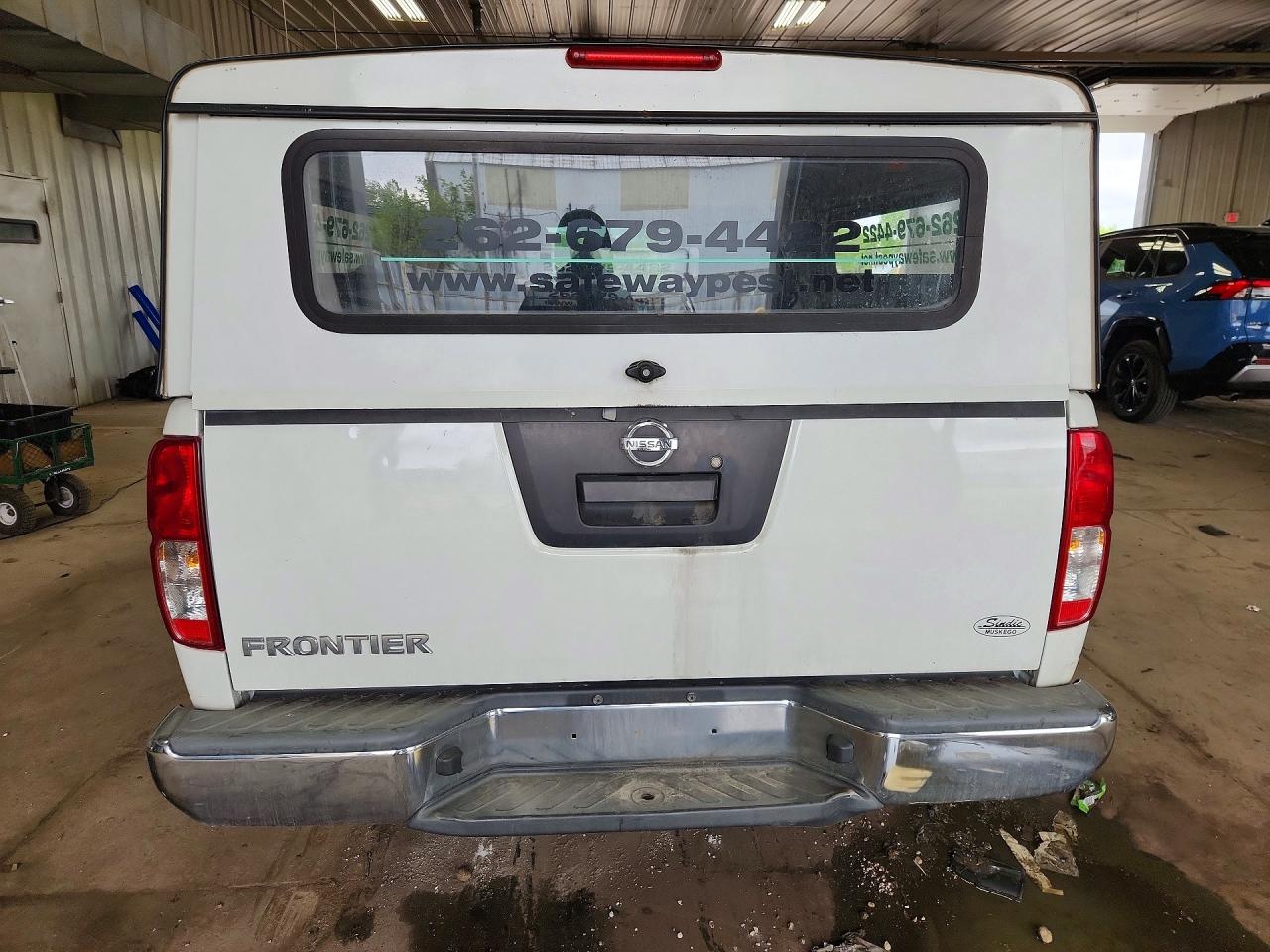 2015 Nissan Frontier White vin: 1N6BD0CT7FN719970