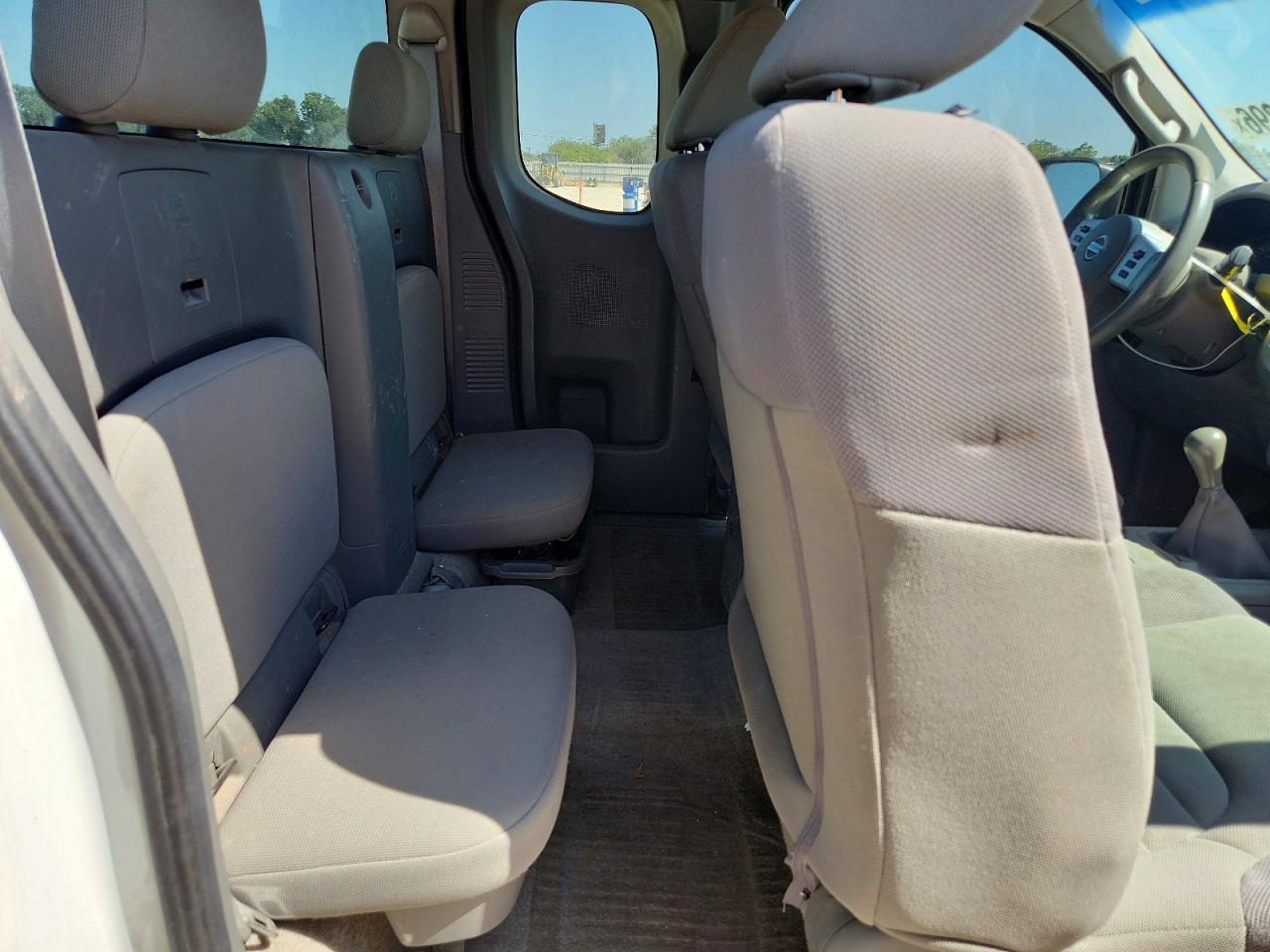 2015 Nissan Frontier S White vin: 1N6BD0CT7FN752659