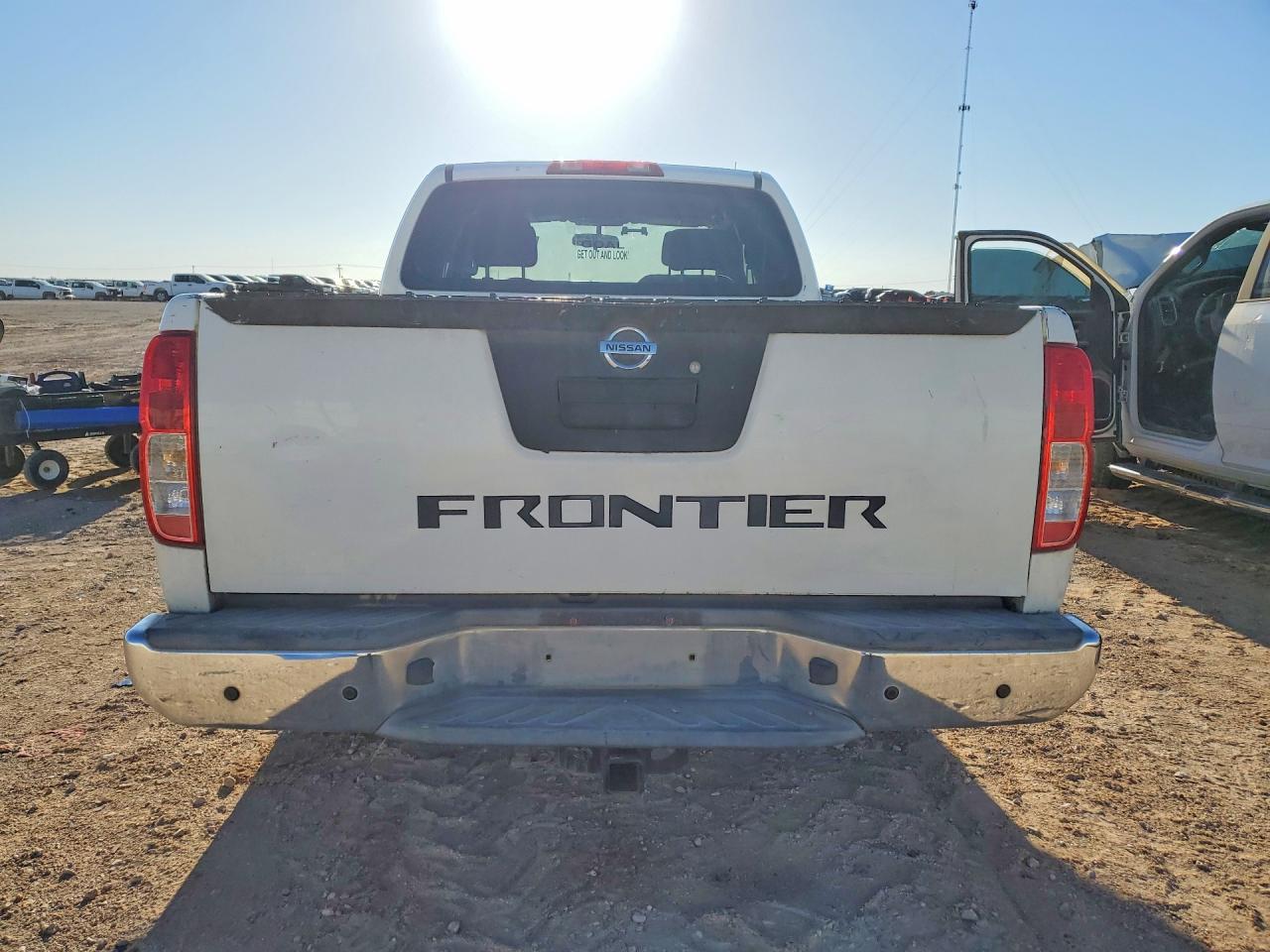 2015 Nissan Frontier S White vin: 1N6BD0CT7FN764813