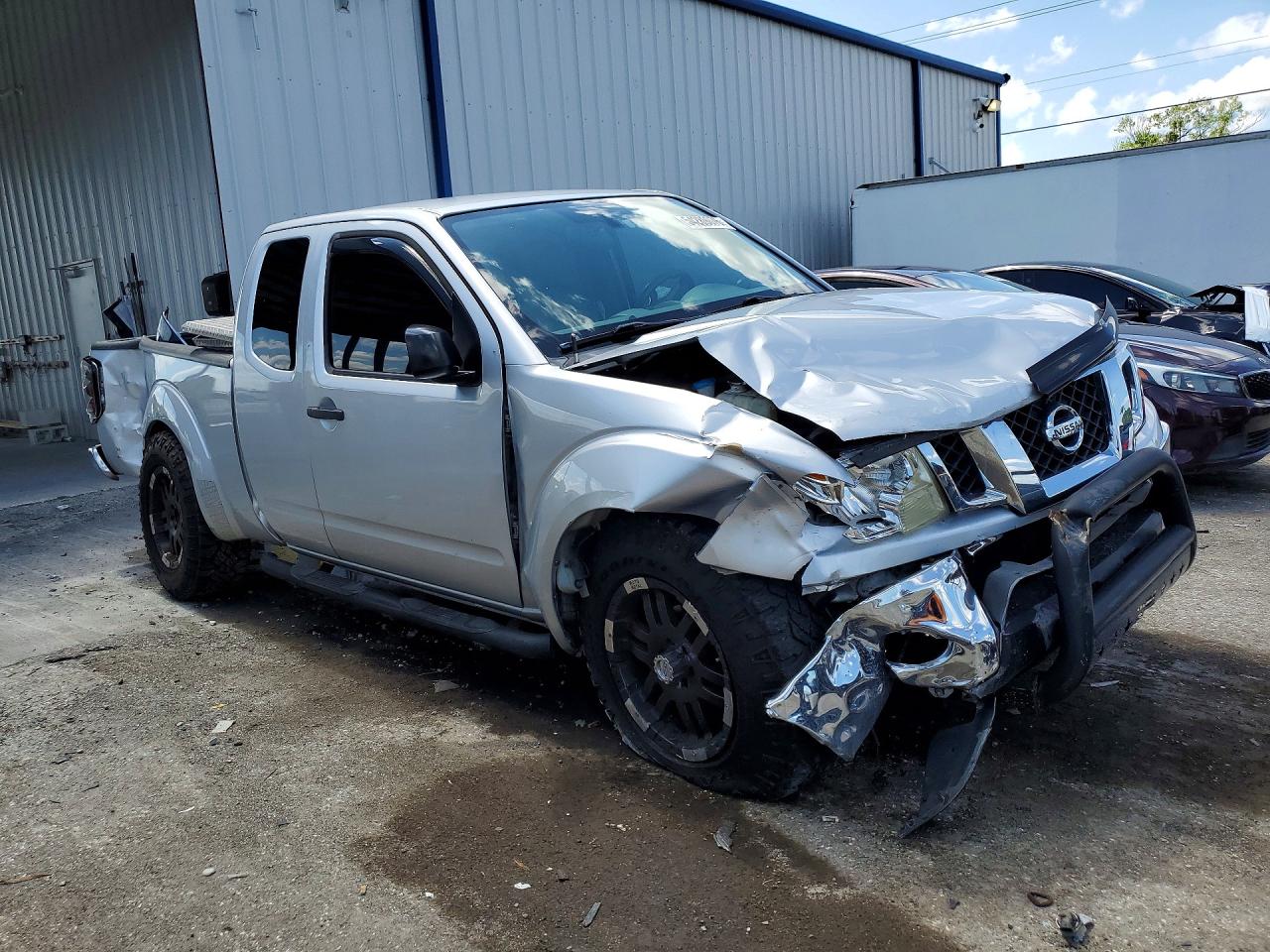 2010 Nissan Frontier Xe Silver vin: 1N6BD0CT8AC443772