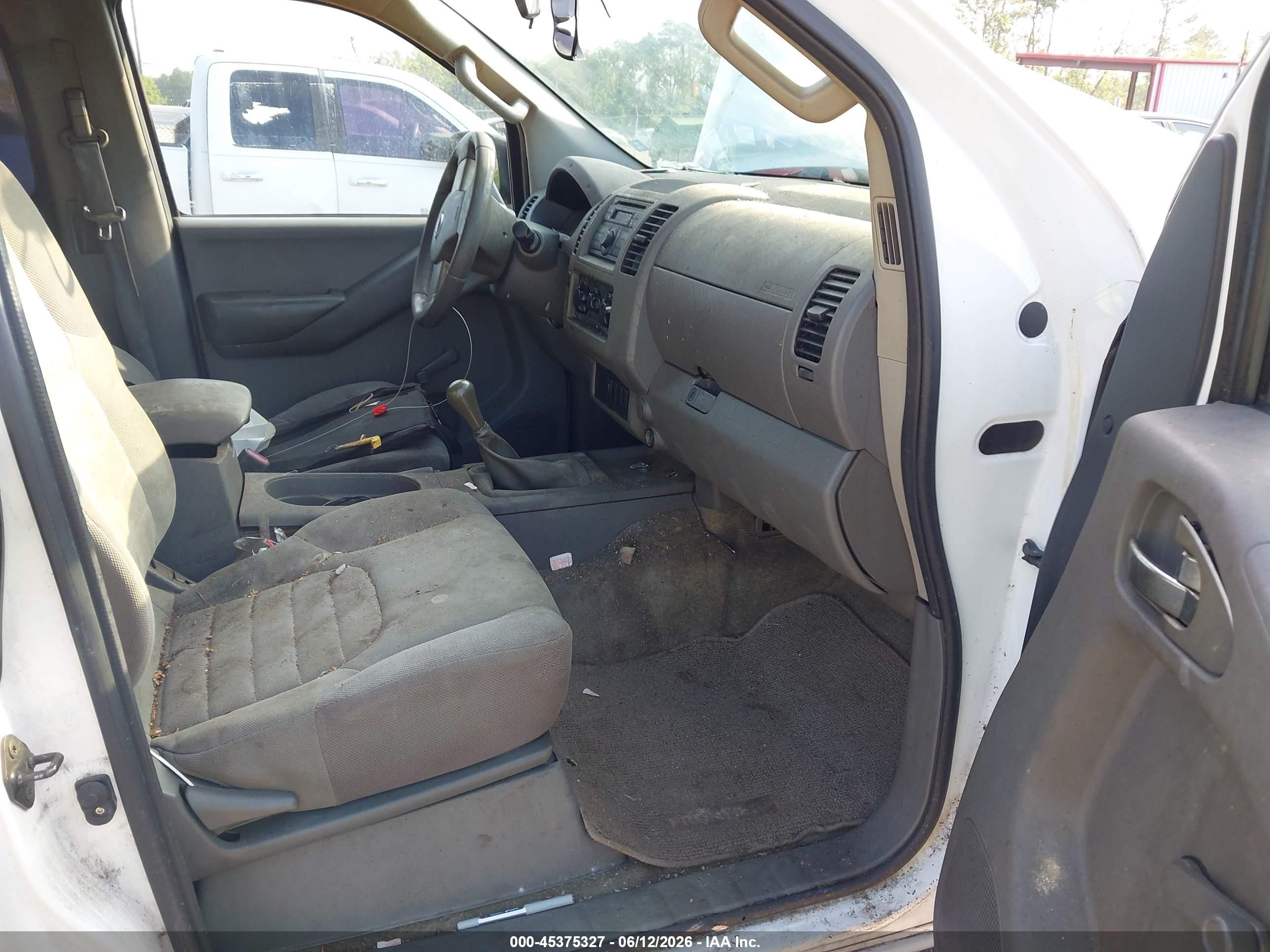 2012 Nissan Frontier S White vin: 1N6BD0CT8CC415831