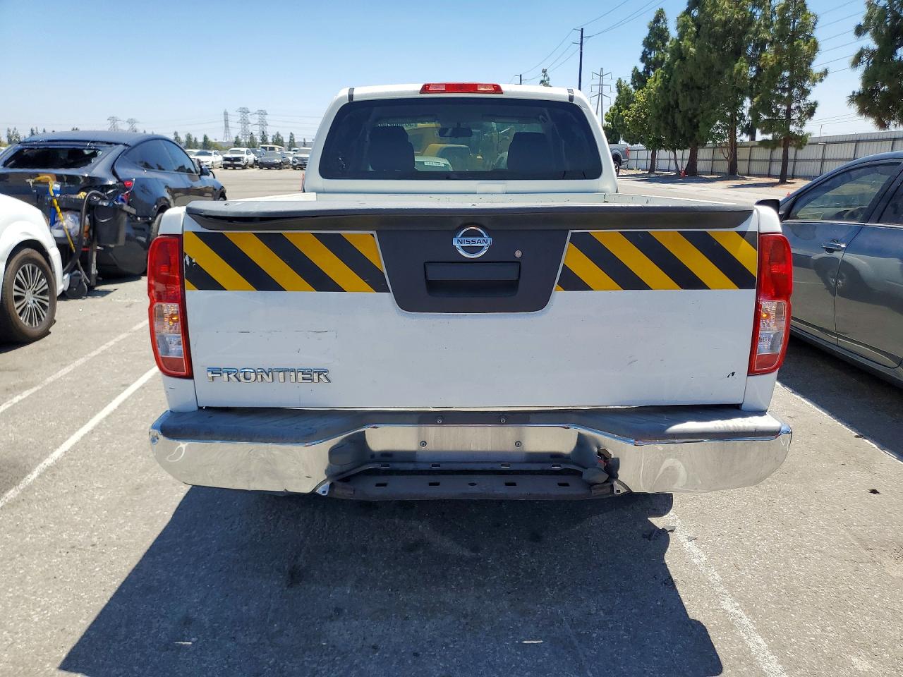 2013 Nissan Frontier S White vin: 1N6BD0CT8DN719909