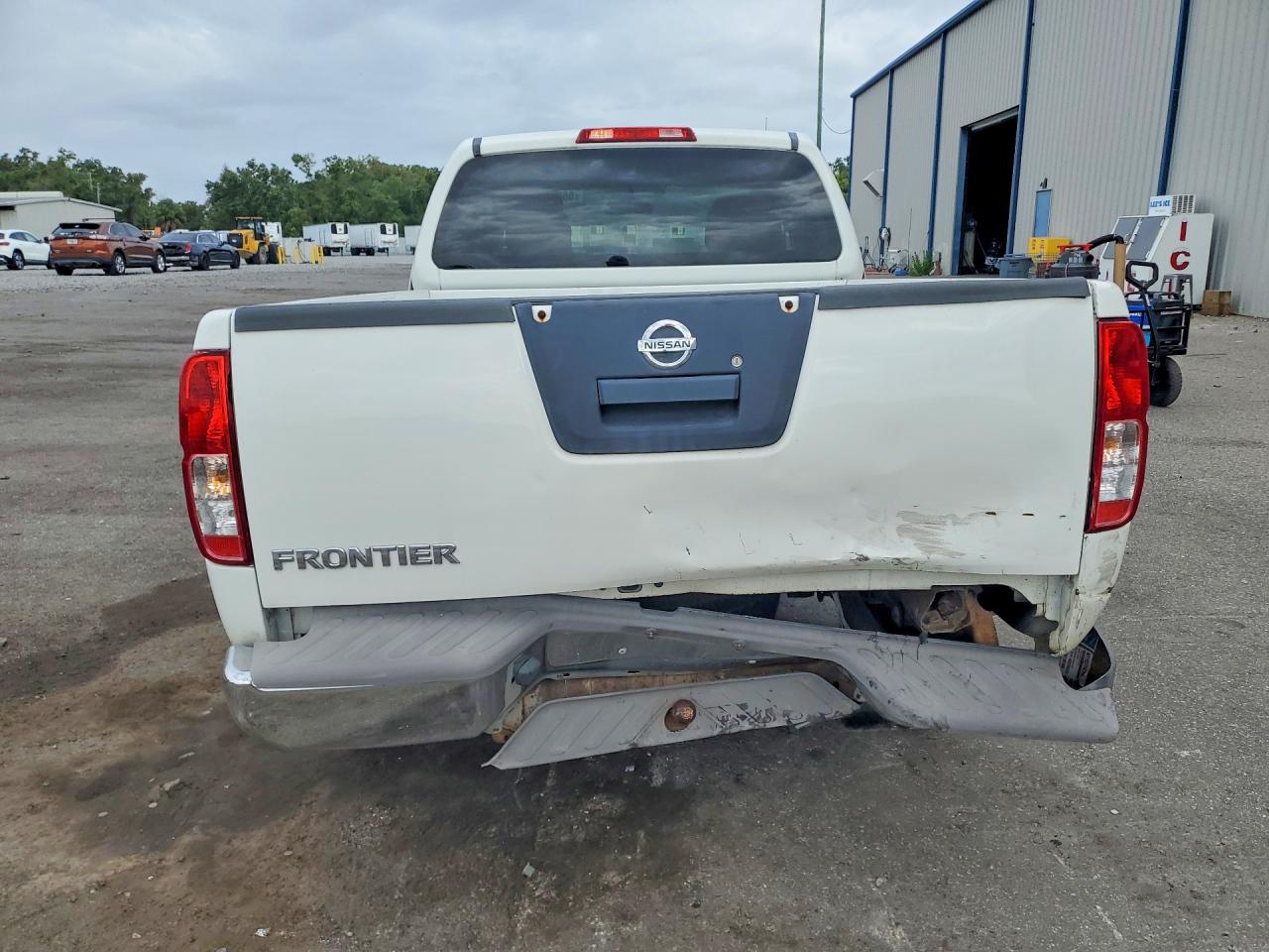 2013 Nissan Frontier S White vin: 1N6BD0CT8DN722471