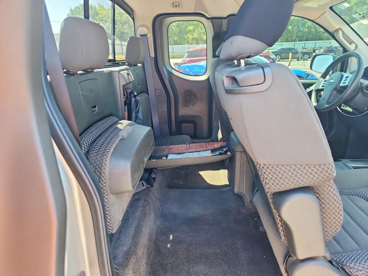 2013 Nissan Frontier S Silver vin: 1N6BD0CT8DN764106