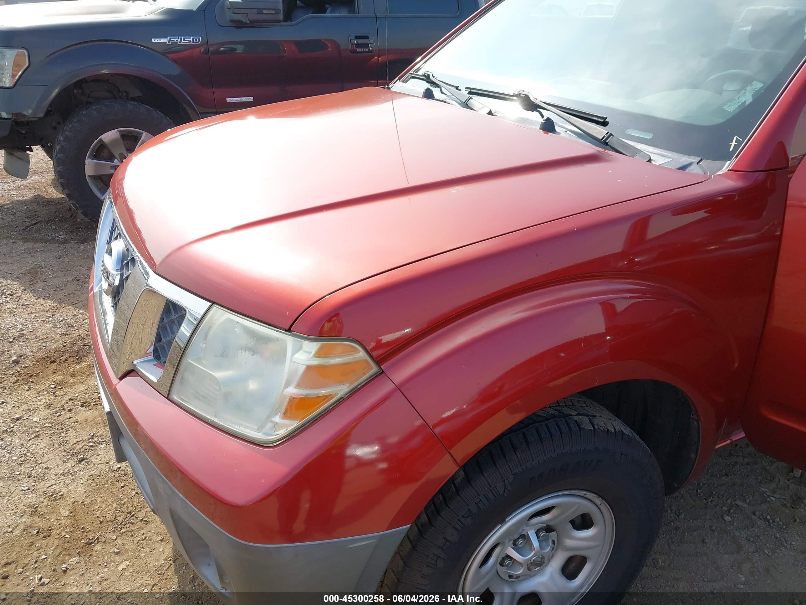 2014 Nissan Frontier S Maroon vin: 1N6BD0CT8EN722200
