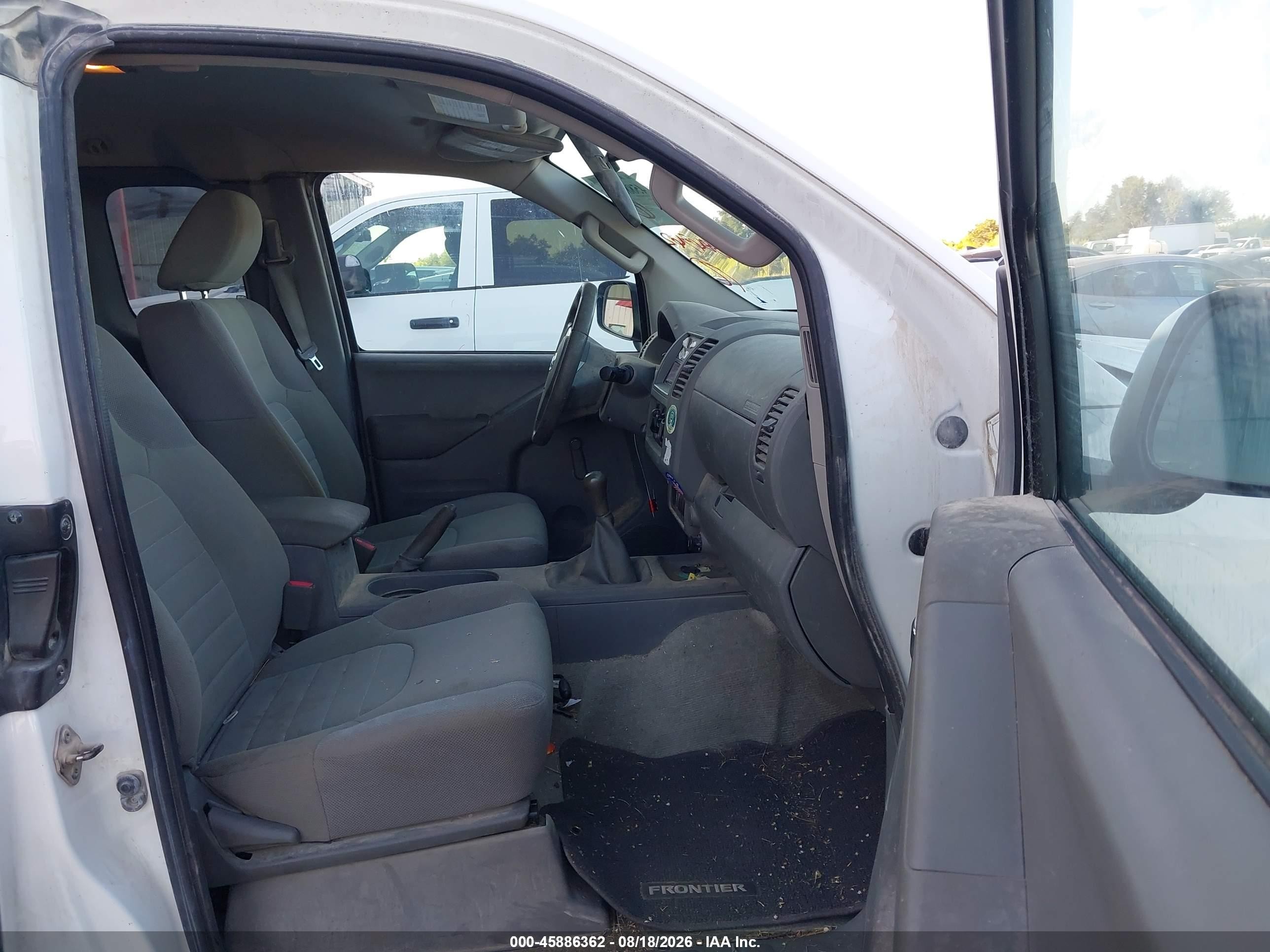 2015 Nissan Frontier S White vin: 1N6BD0CT8FN732131