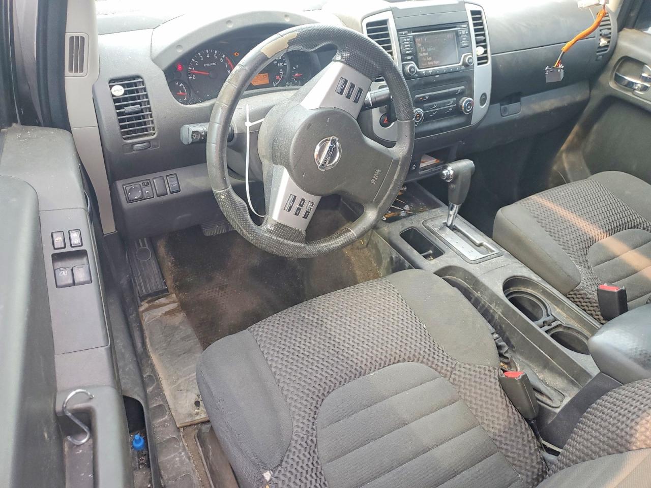 2015 Nissan Frontier Sv Серебряный vin: 1N6BD0CT8FN746210