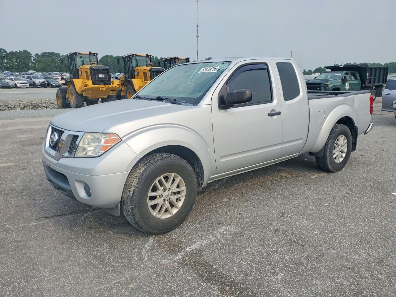 2015 Nissan Frontier Sv Серебряный vin: 1N6BD0CT8FN746210