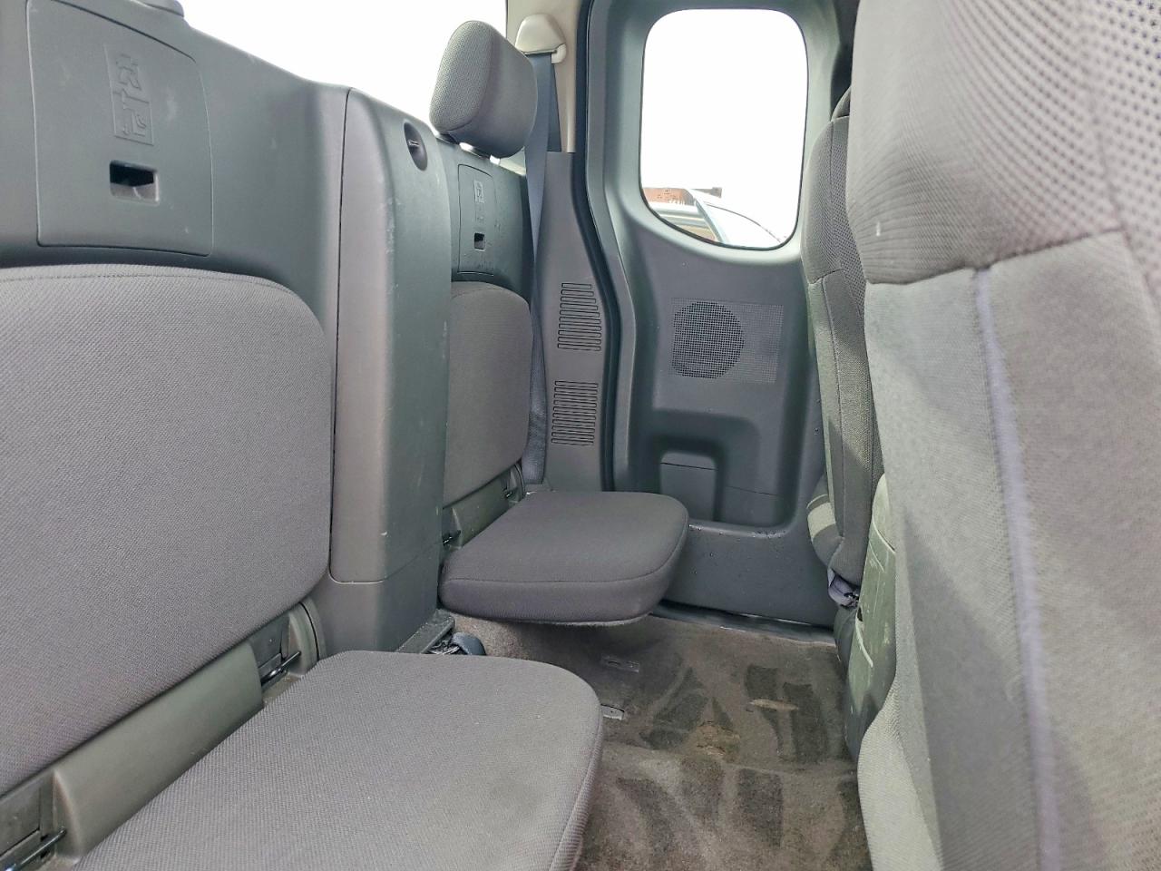 2015 Nissan Frontier S Silver vin: 1N6BD0CT8FN756008