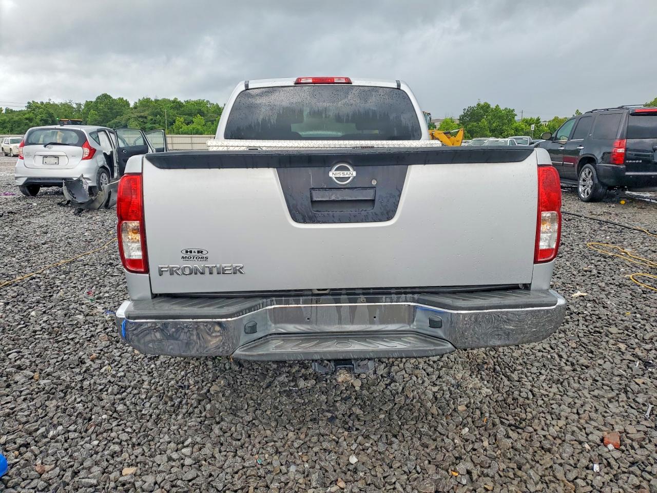 2015 Nissan Frontier S Silver vin: 1N6BD0CT8FN756008
