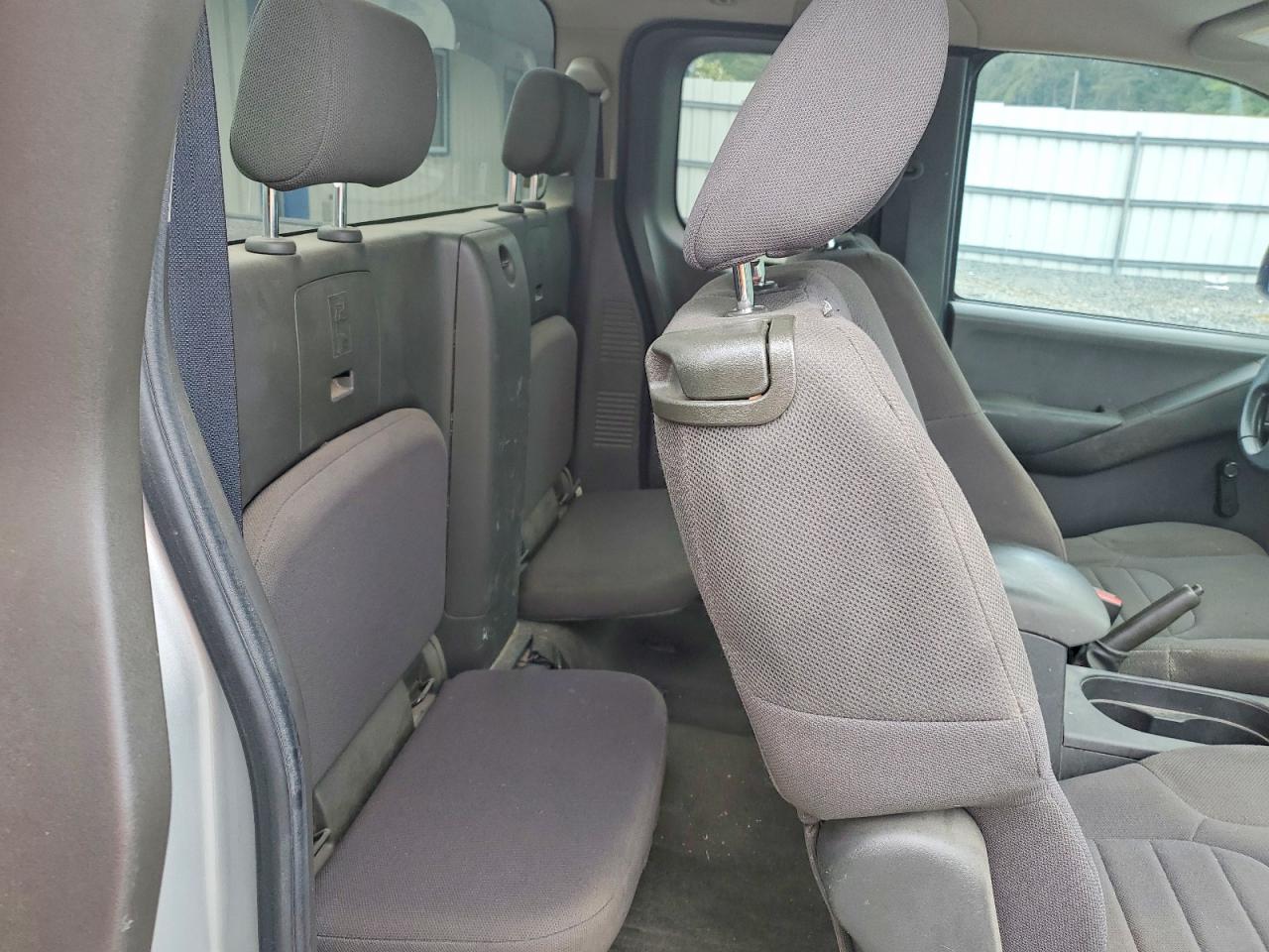 2013 Nissan Frontier S Серебряный vin: 1N6BD0CT9DN756578