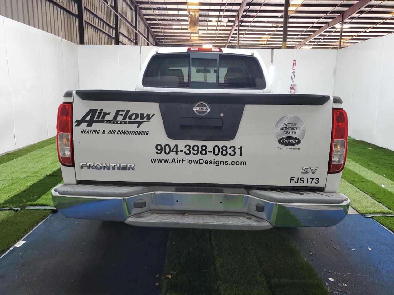 2014 Nissan Frontier Sv White vin: 1N6BD0CT9EN733139 Damage: Tailgate, Chipped, 3
