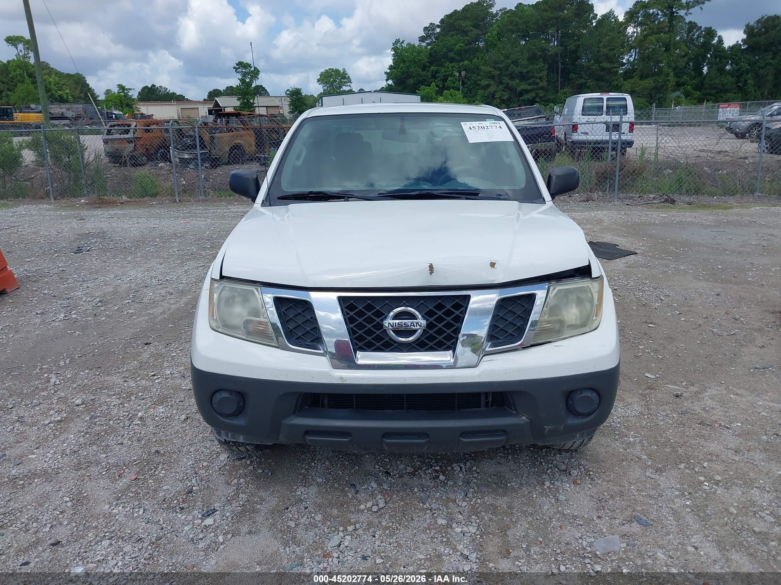2014 Nissan Frontier S White vin: 1N6BD0CT9EN772071