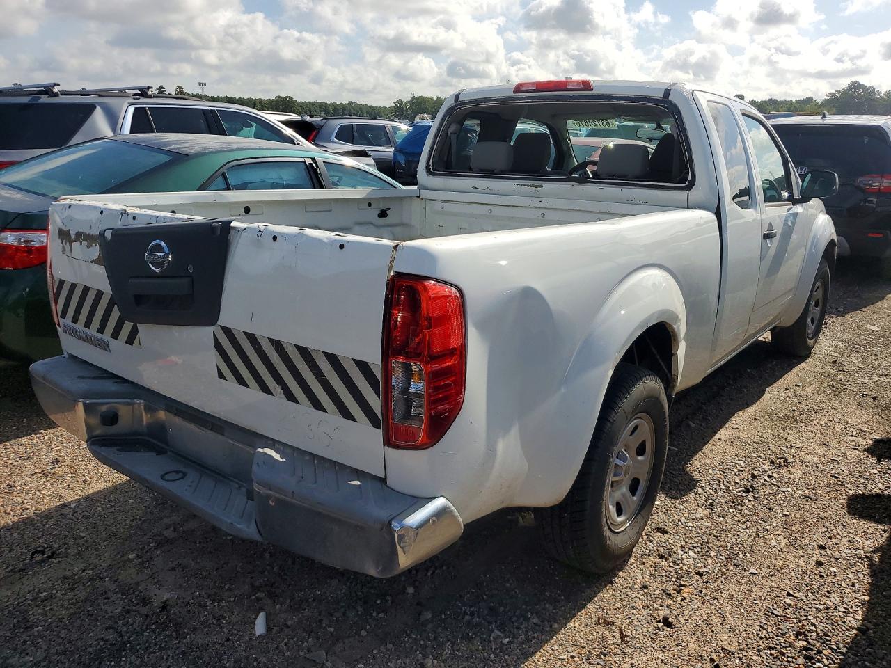 2015 Nissan Frontier S White vin: 1N6BD0CT9FN748659