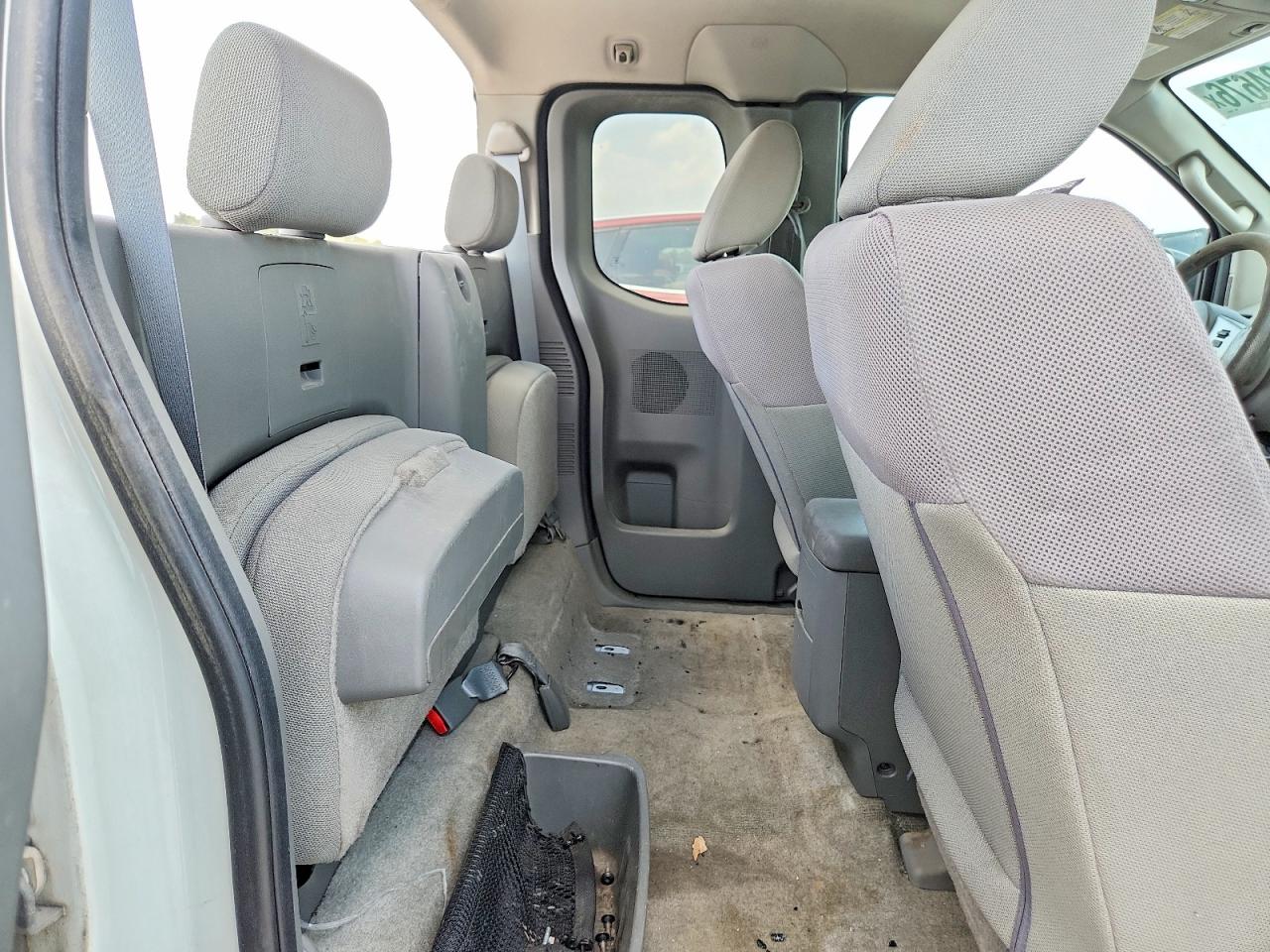 2015 Nissan Frontier S White vin: 1N6BD0CT9FN748659