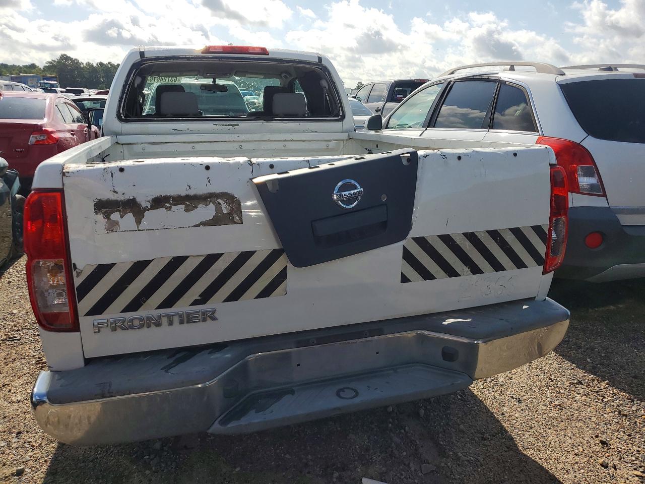 2015 Nissan Frontier S White vin: 1N6BD0CT9FN748659