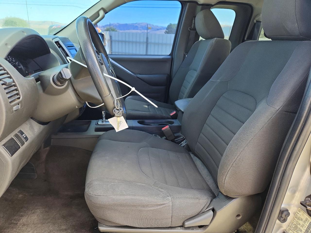 2015 Nissan Frontier S Silver vin: 1N6BD0CT9FN756115