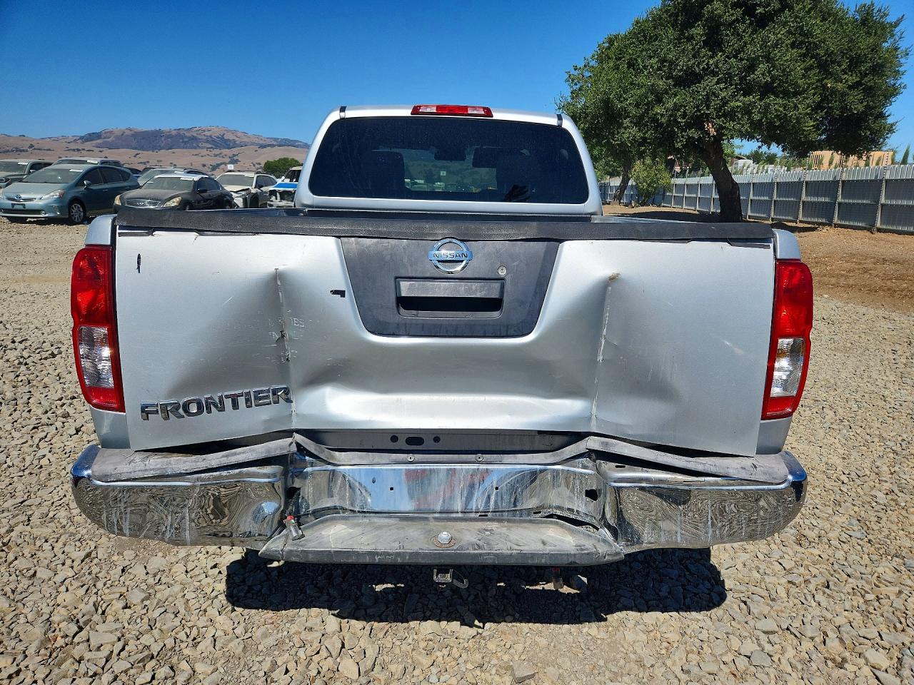 2015 Nissan Frontier S Silver vin: 1N6BD0CT9FN756115