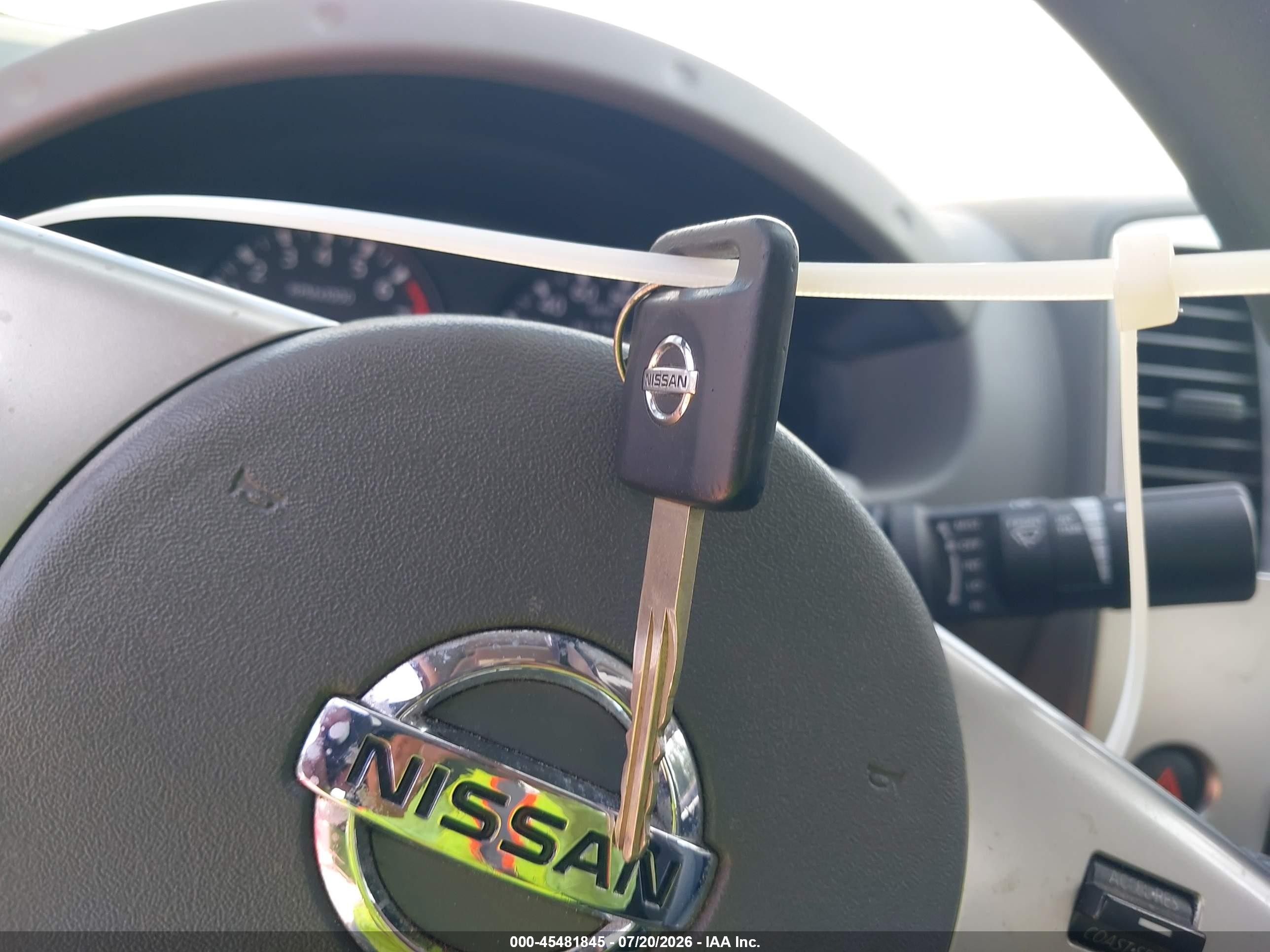 2015 Nissan Frontier S/sv-i4 Белый vin: 1N6BD0CT9FN767230
