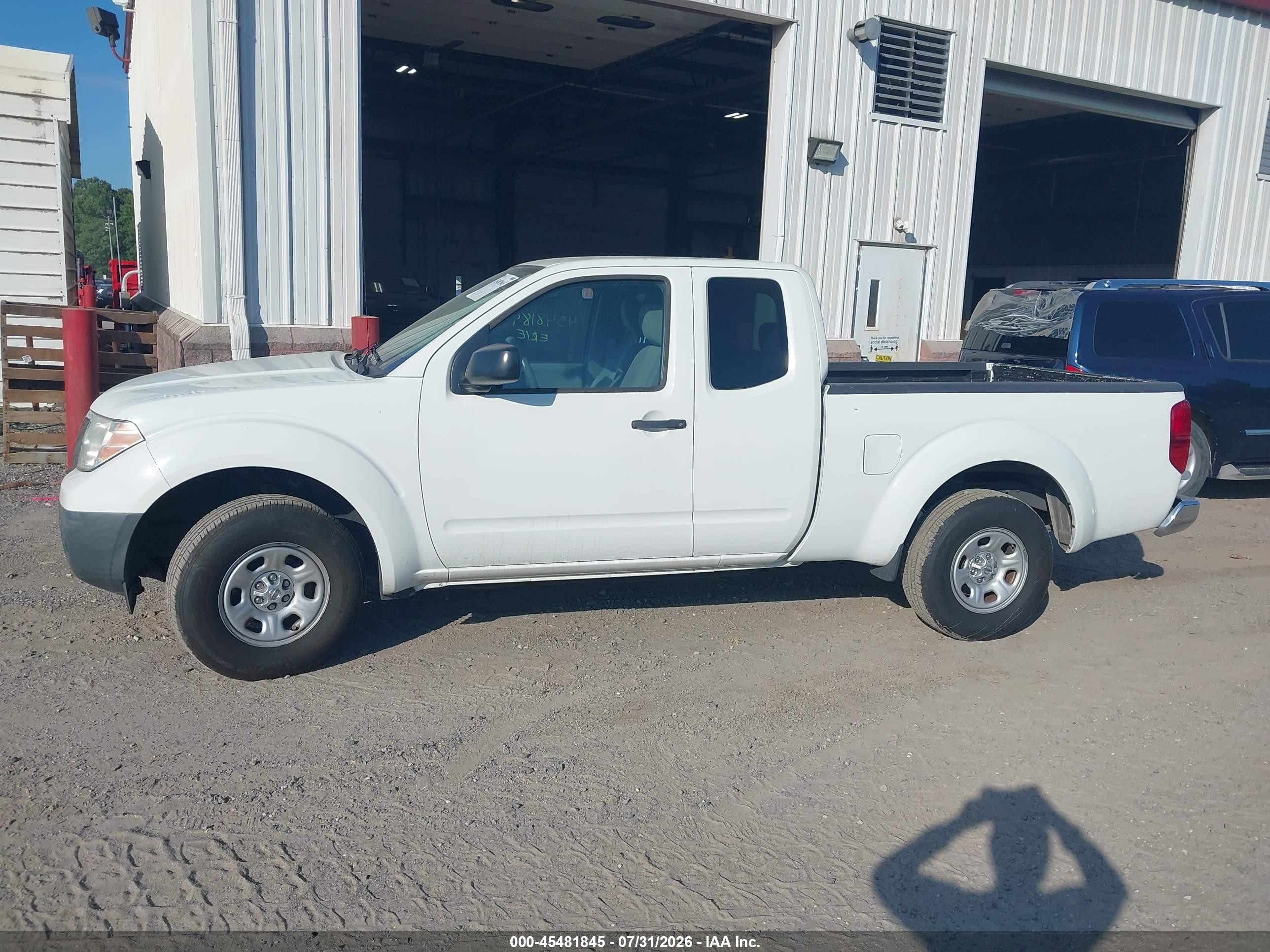 2015 Nissan Frontier S/sv-i4 Белый vin: 1N6BD0CT9FN767230