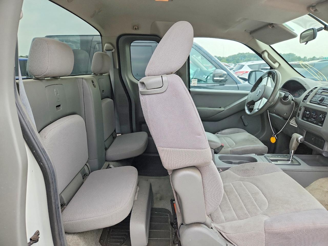 2013 Nissan Frontier S White vin: 1N6BD0CTXDN711388