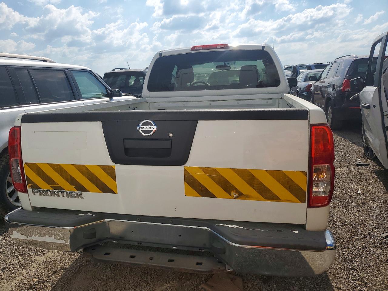 2013 Nissan Frontier S White vin: 1N6BD0CTXDN729146