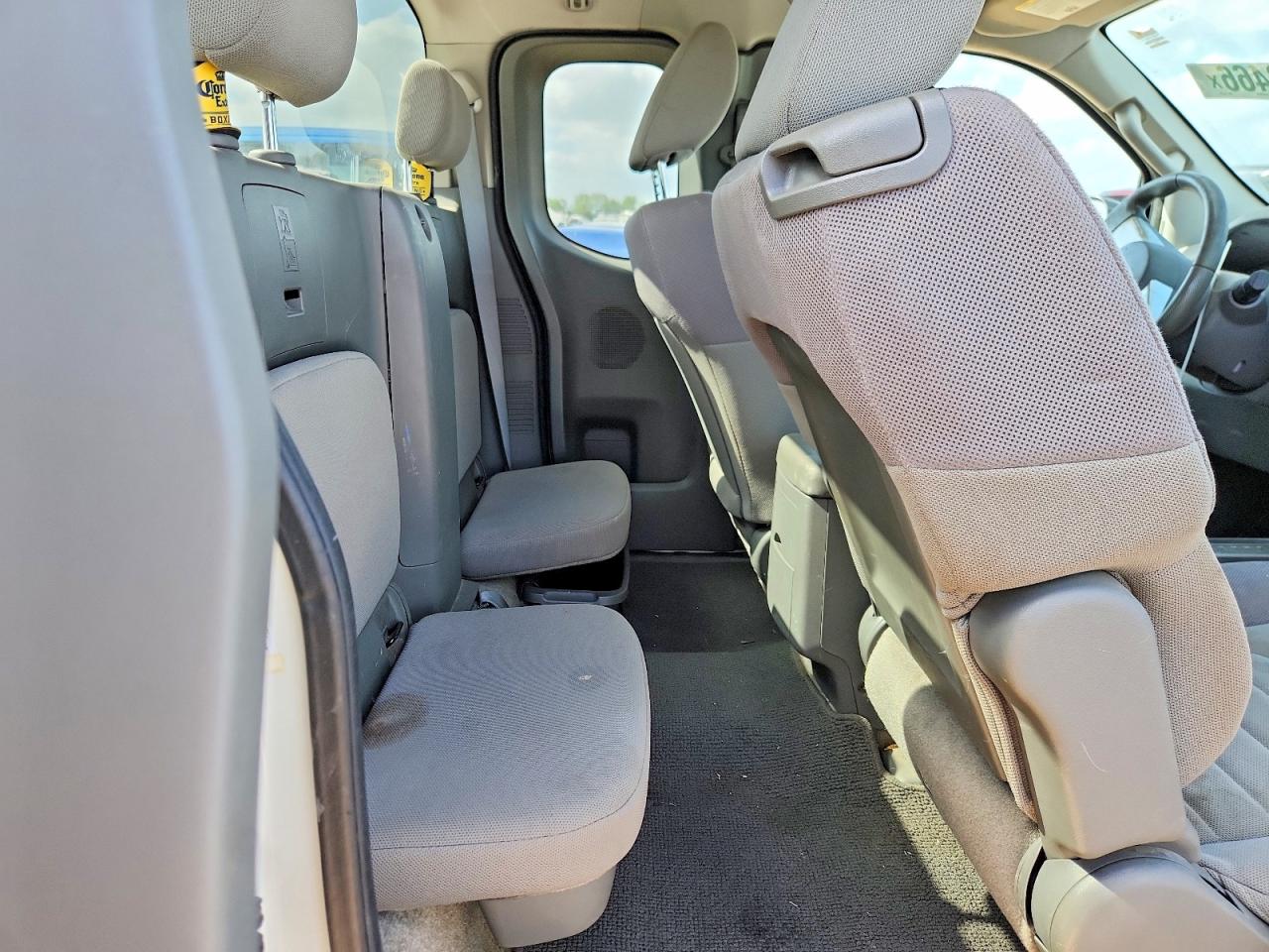 2013 Nissan Frontier S White vin: 1N6BD0CTXDN754273