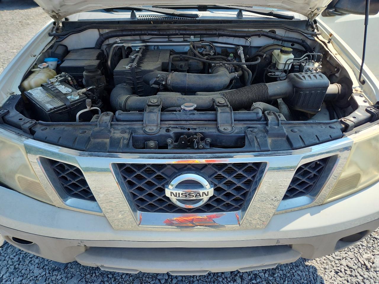 2015 Nissan Frontier S White vin: 1N6BD0CTXFN757144