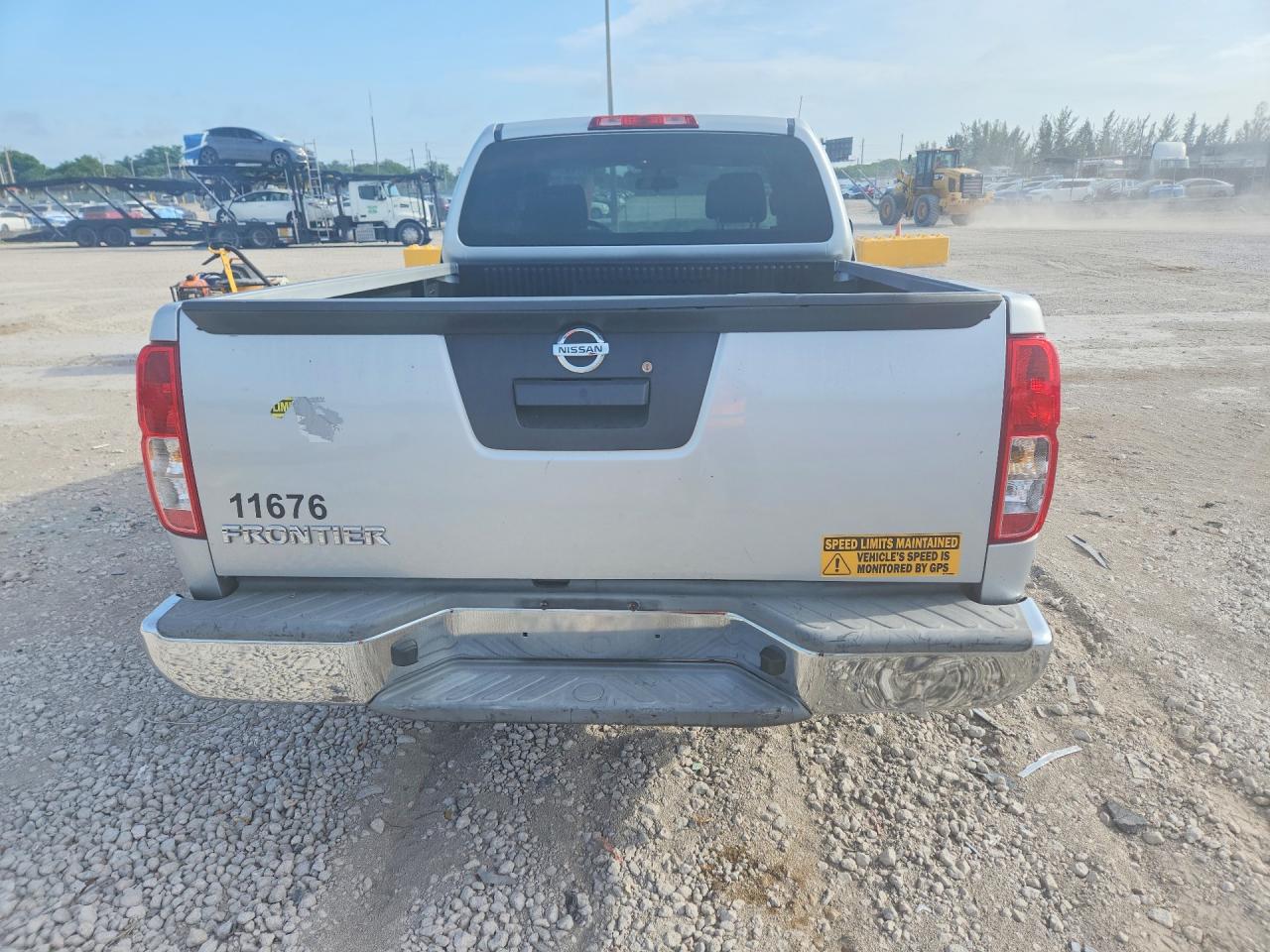 2015 Nissan Frontier S Silver vin: 1N6BD0CTXFN760397
