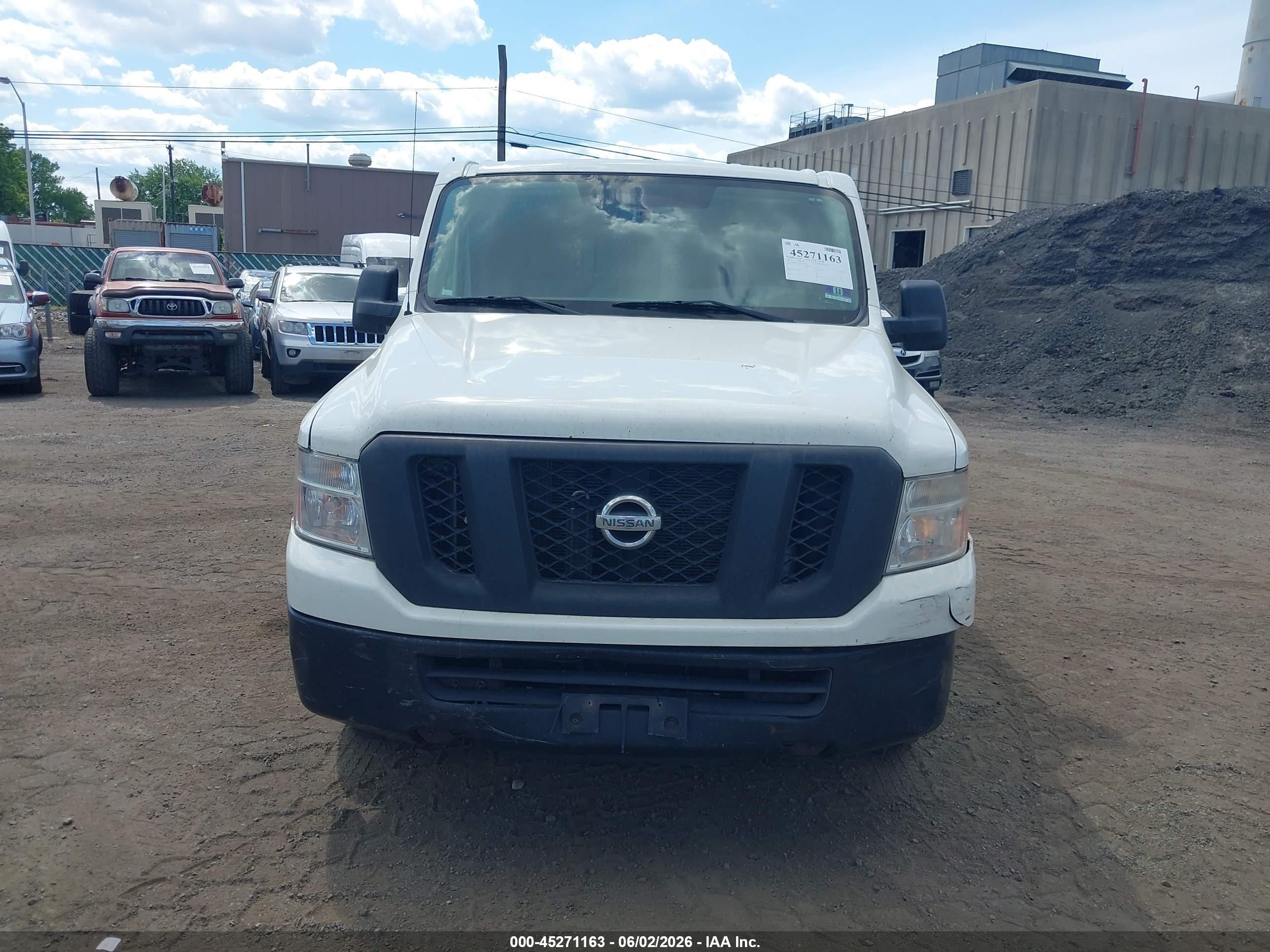 2013 Nissan Nv Cargo Nv1500 S V6 Белый vin: 1N6BF0KL2DN111296