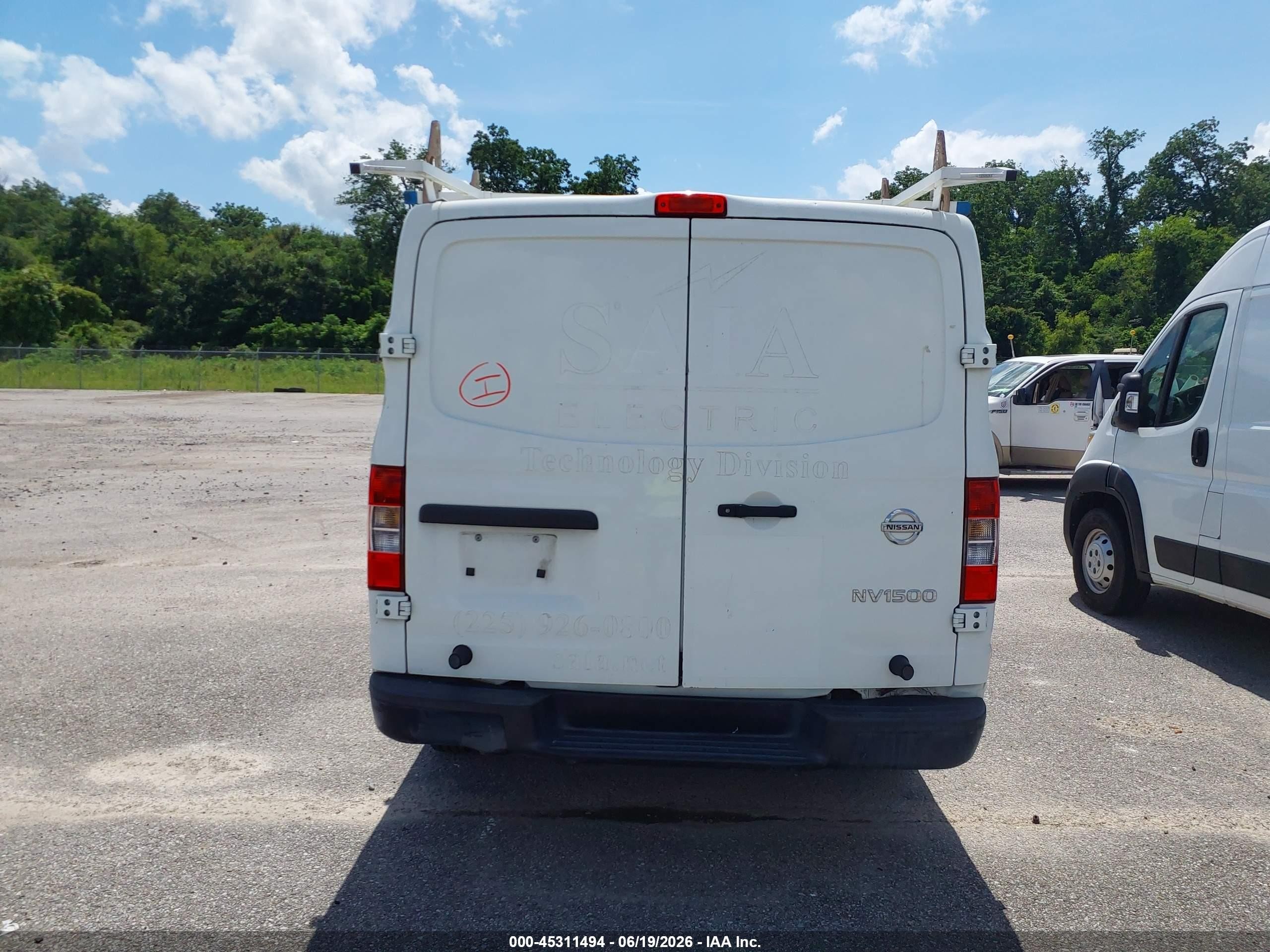 2015 Nissan Nv Cargo Nv1500 S V6 White vin: 1N6BF0KL5FN807914