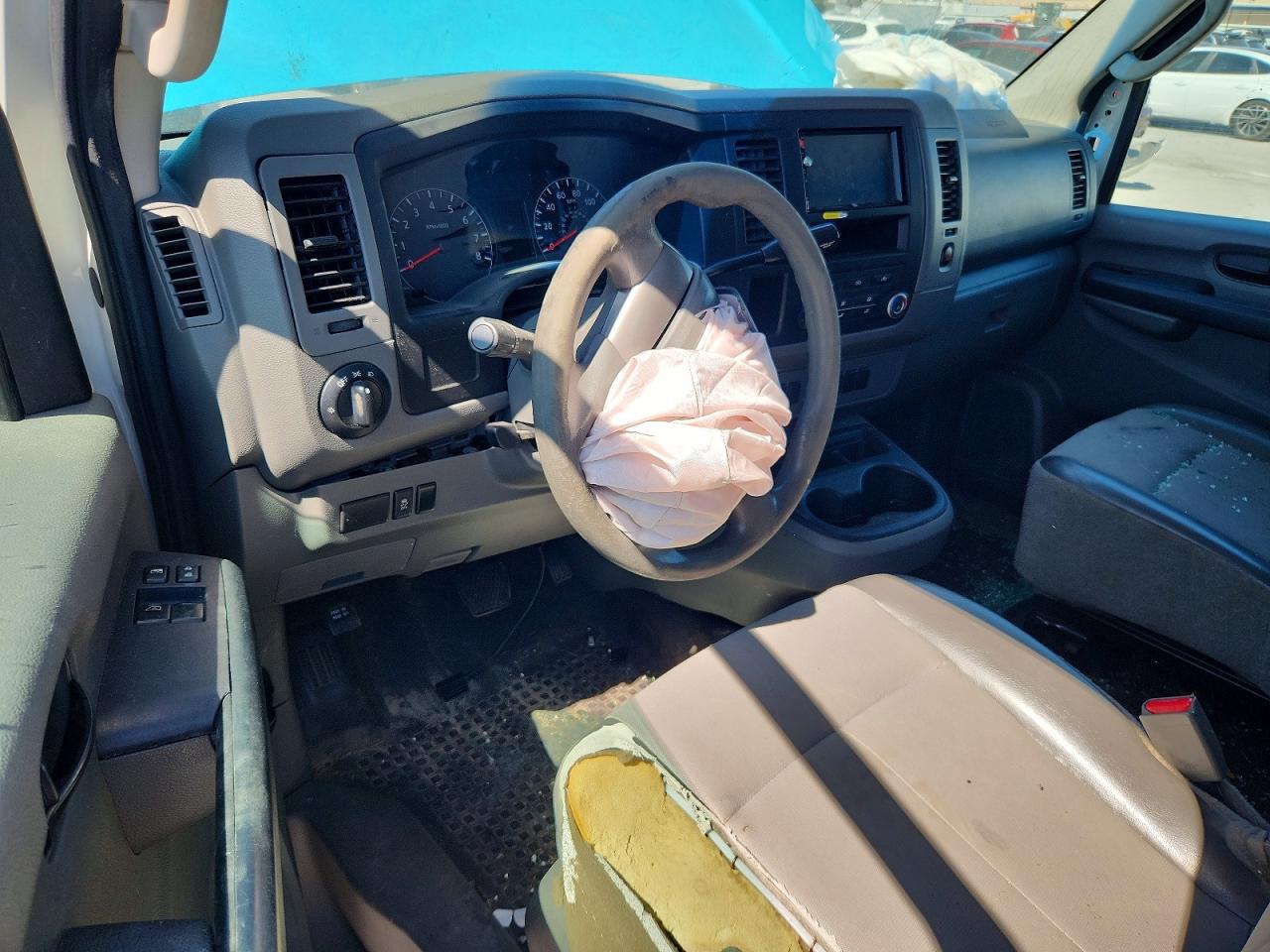 2015 Nissan Nv 1500 S Белый vin: 1N6BF0KL8FN800844