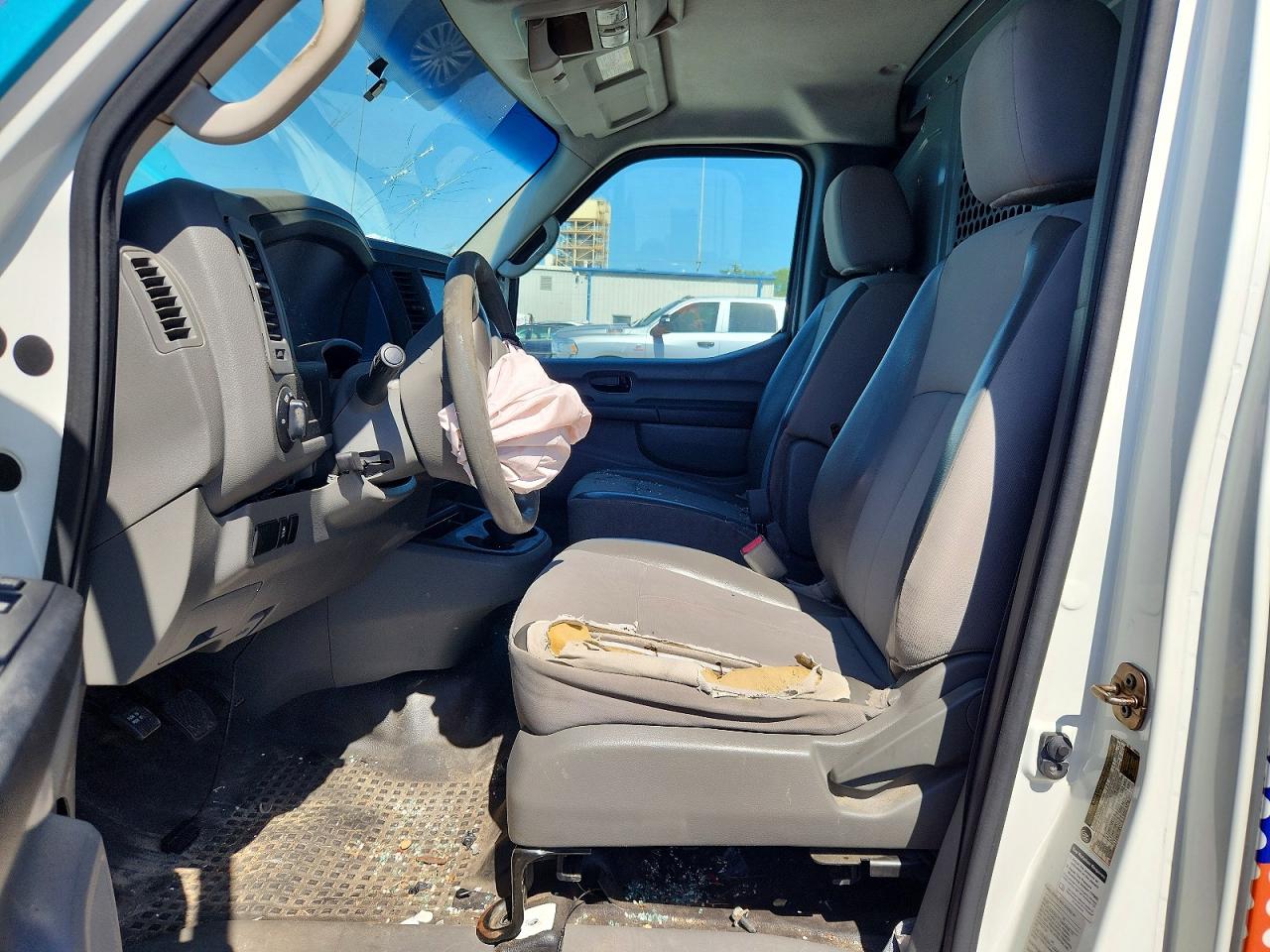 2015 Nissan Nv 1500 S Белый vin: 1N6BF0KL8FN800844