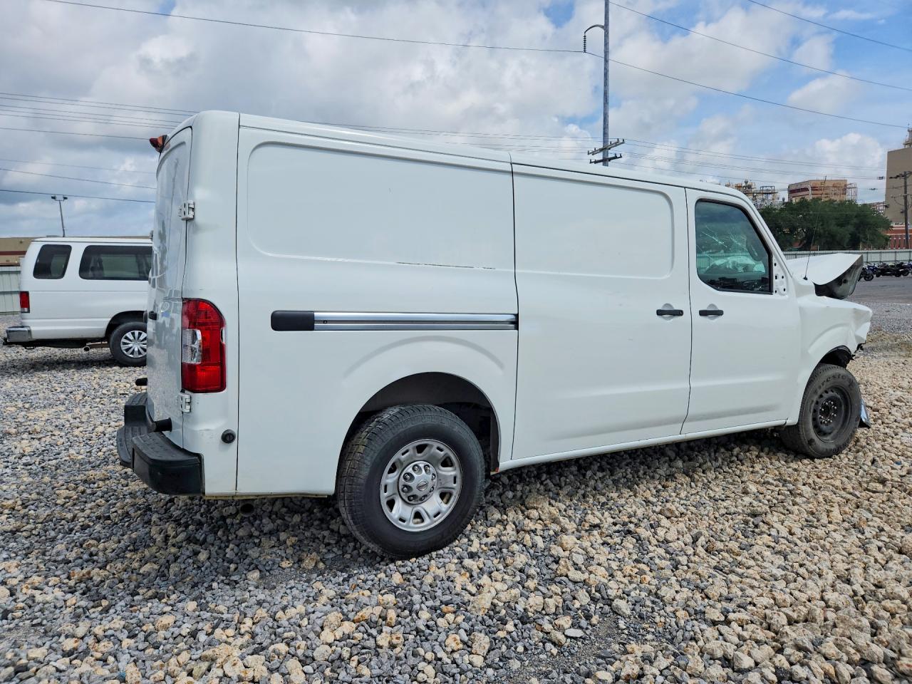 2015 Nissan Nv 1500 S Белый vin: 1N6BF0KL8FN800844