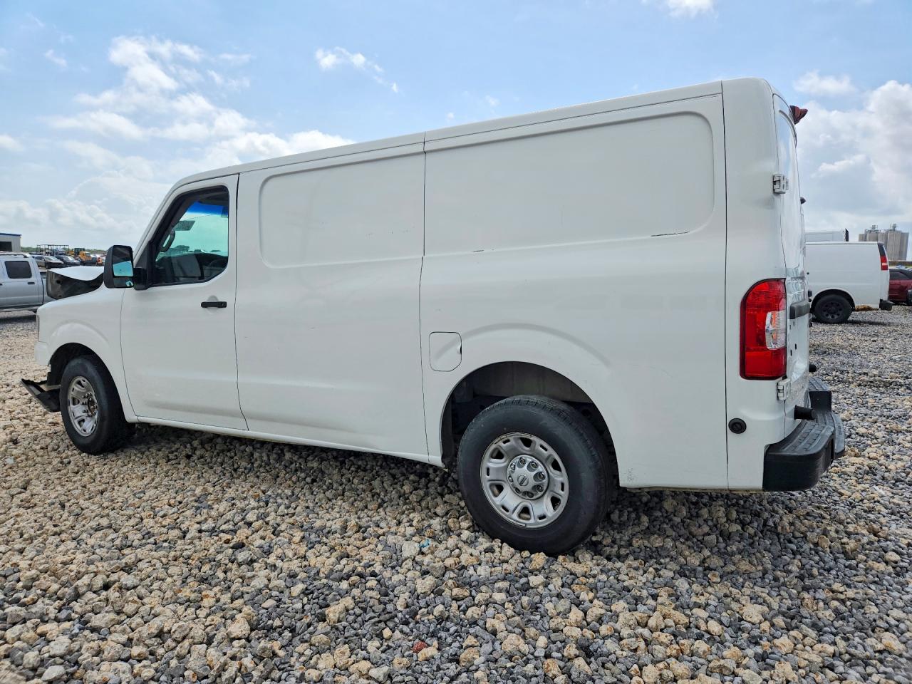 2015 Nissan Nv 1500 S Белый vin: 1N6BF0KL8FN800844