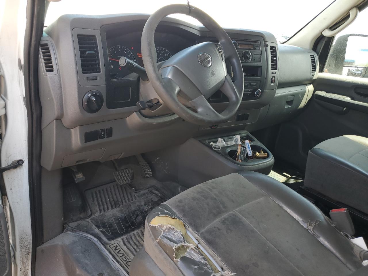 2014 Nissan Nv 1500 White vin: 1N6BF0KL9EN101317