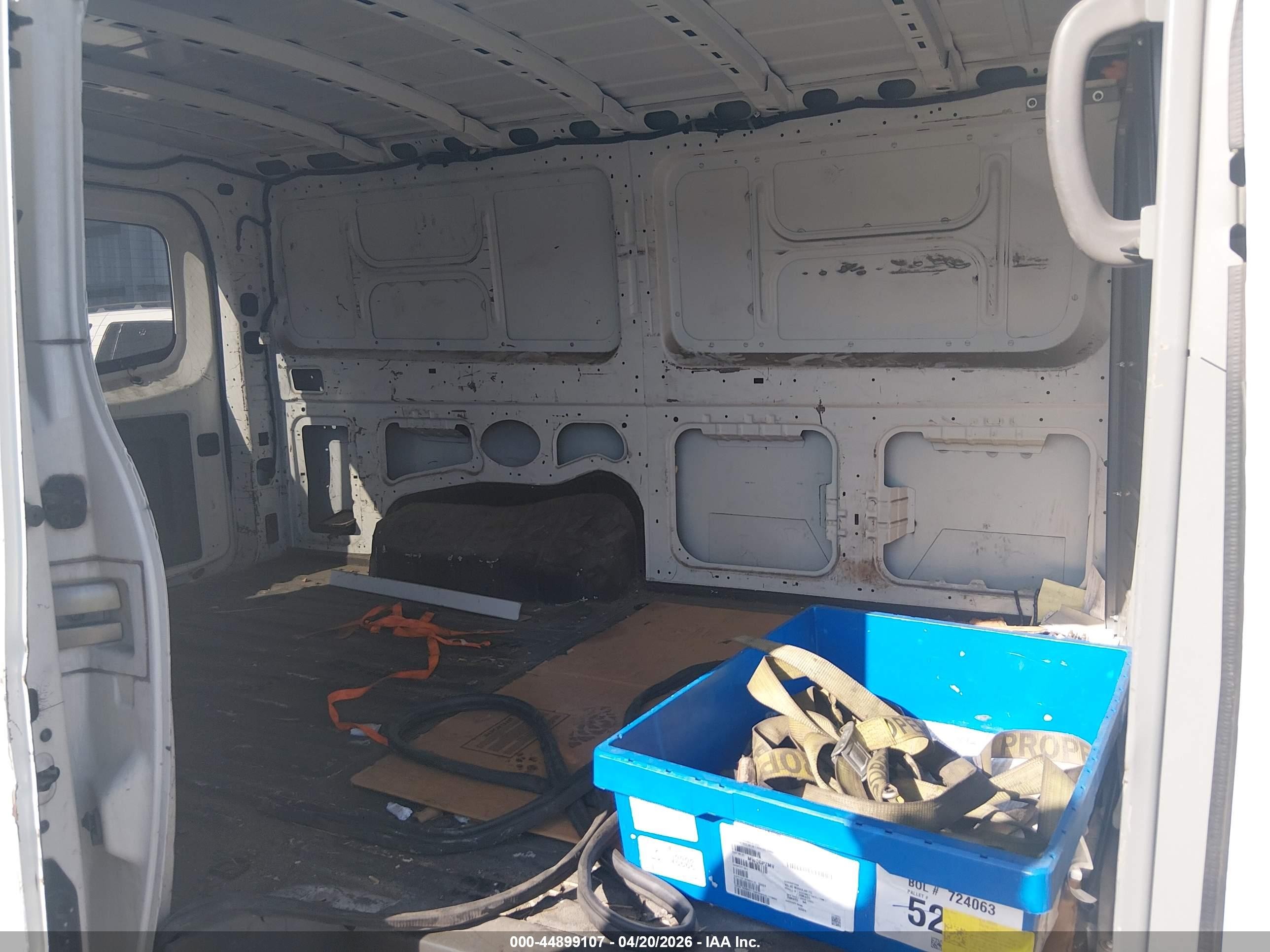 2014 Nissan Nv Cargo Nv1500 S V6 Белый vin: 1N6BF0KL9EN108624