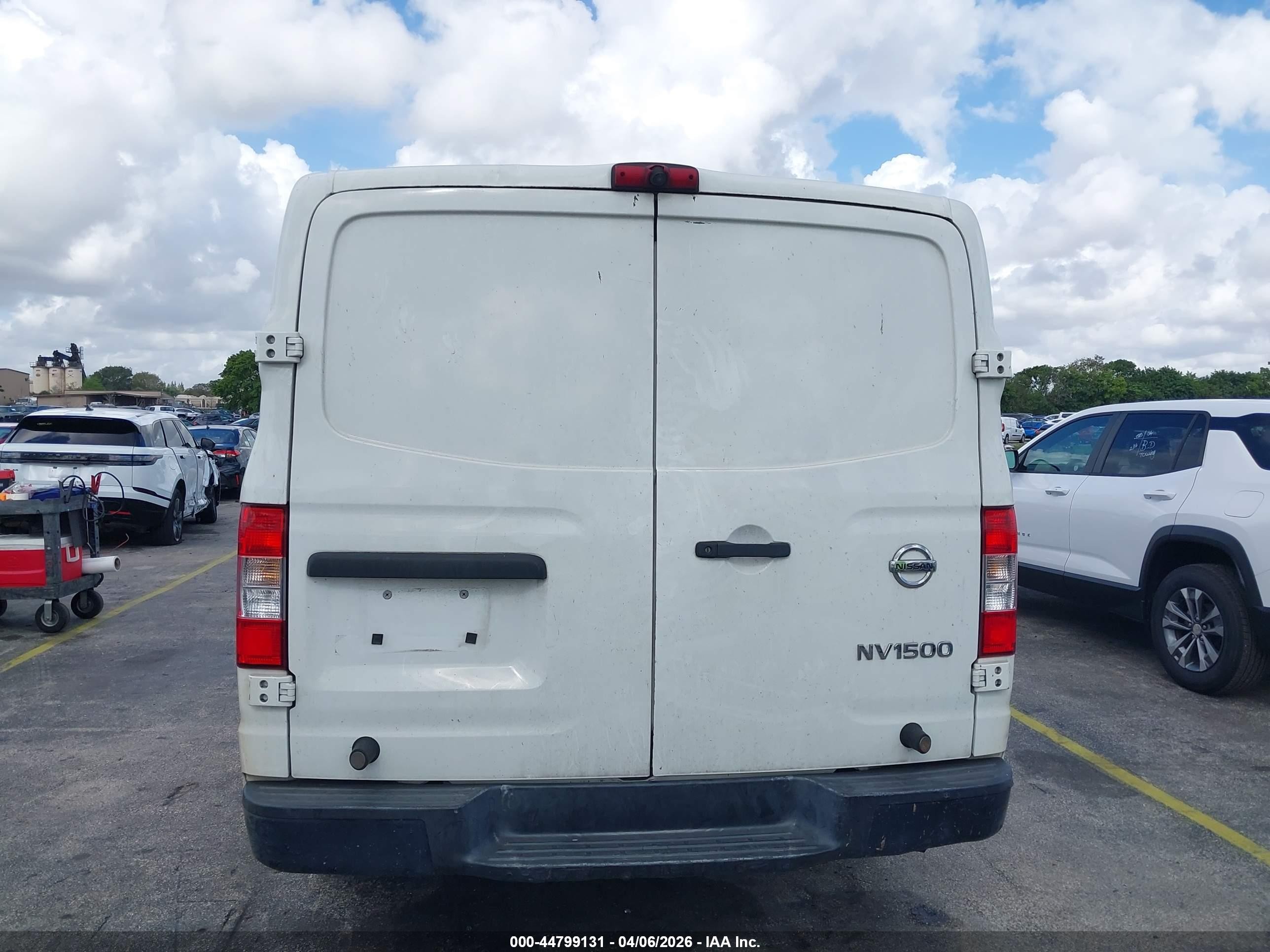 2015 Nissan Nv Cargo Nv1500 S V6 White vin: 1N6BF0KLXFN801414