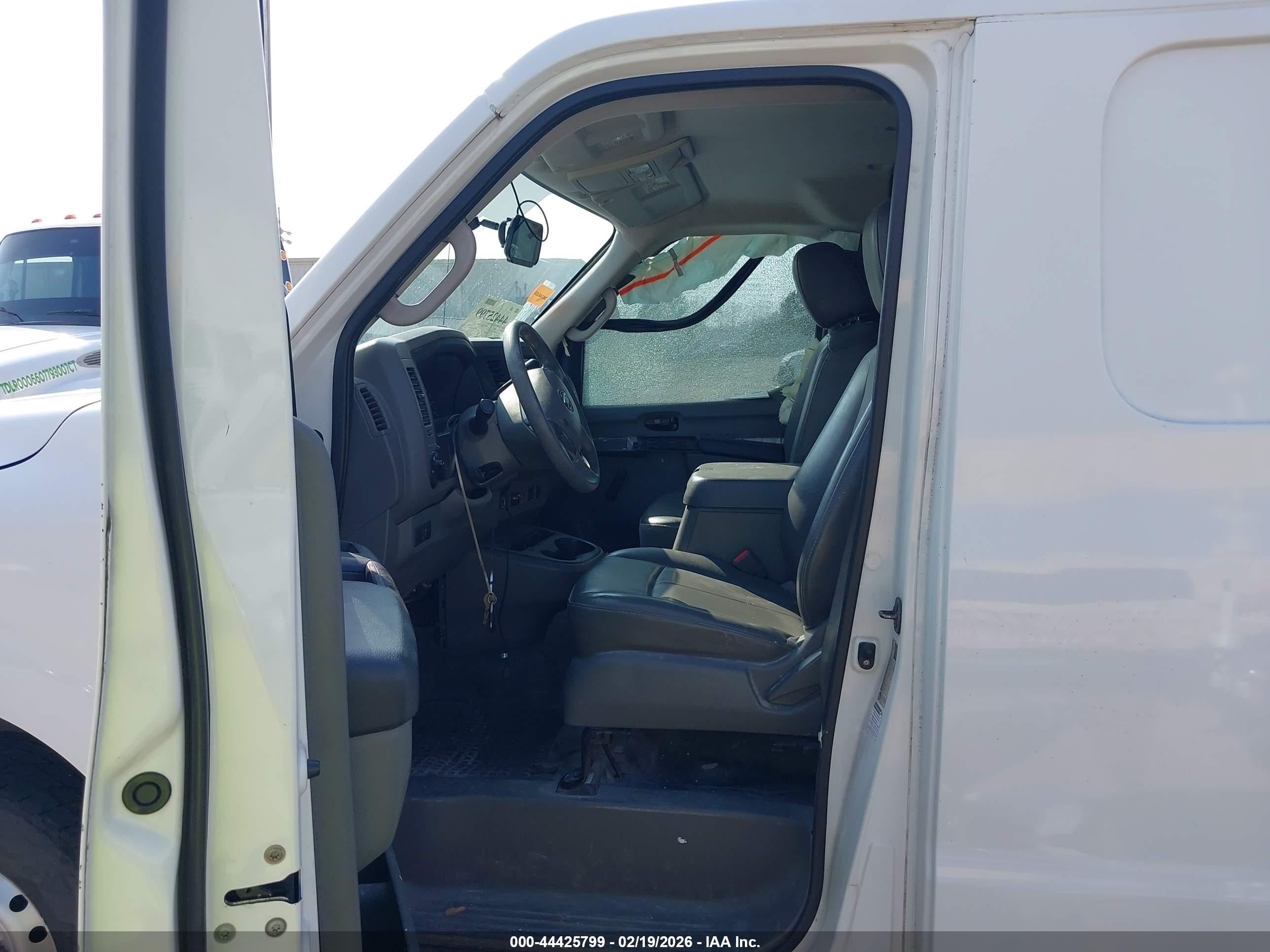 2013 Nissan Nv Cargo Nv1500 S V6 White vin: 1N6BF0KM2DN102963