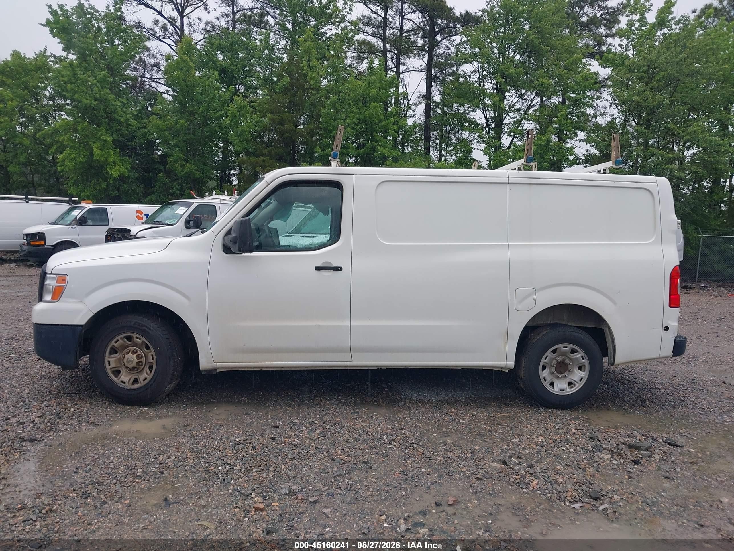 2015 Nissan Nv Cargo Nv1500 Sv V6 White vin: 1N6BF0KM2FN806860