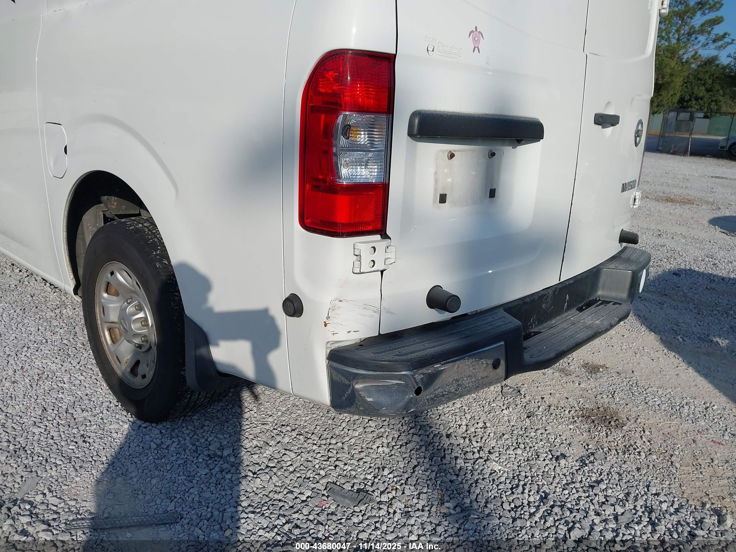 2013 Nissan Nv Cargo Nv1500 Sv V6 White vin: 1N6BF0KM4DN104651