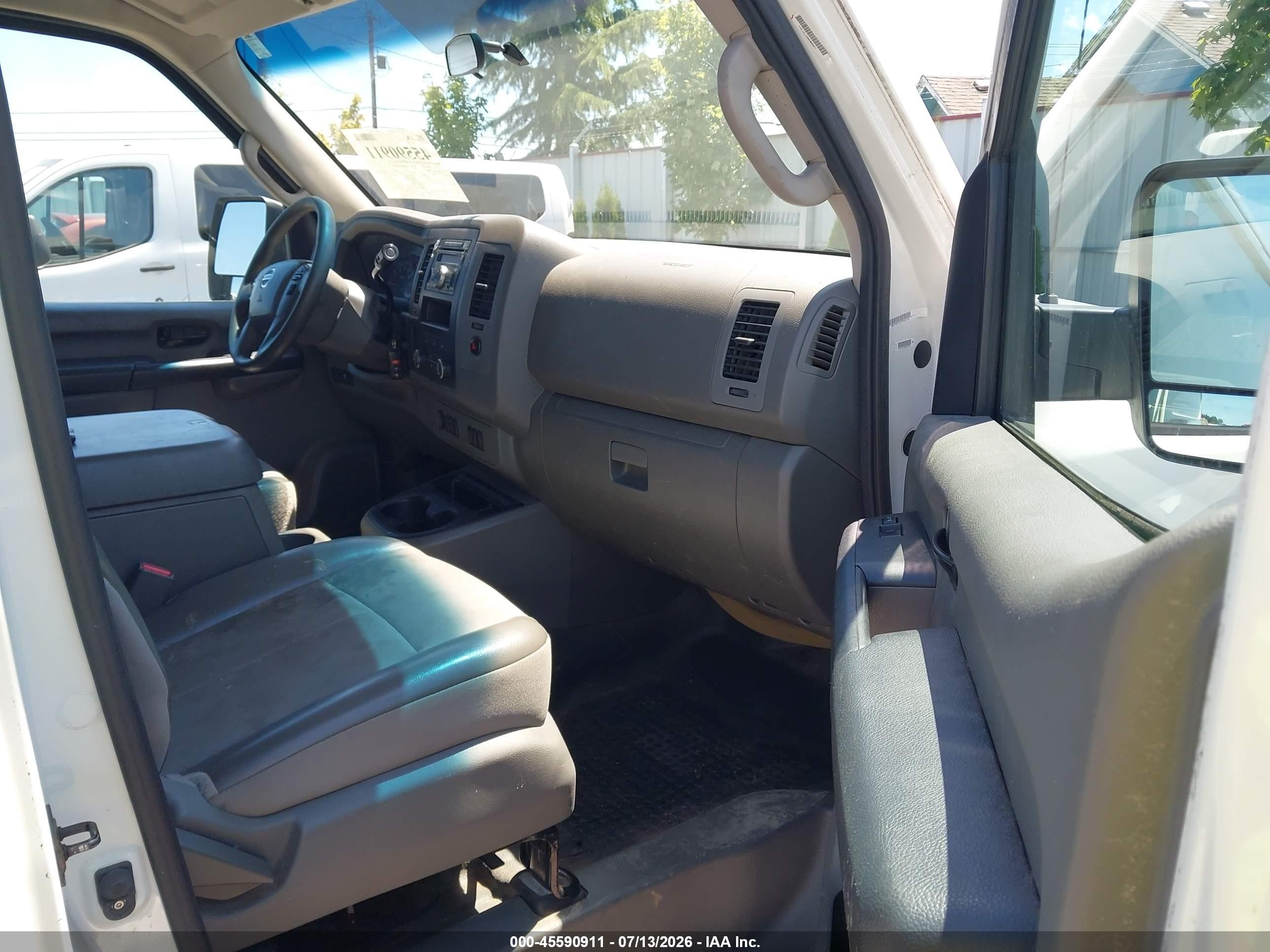 2015 Nissan Nv Cargo Nv2500 Hd Sv V6 White vin: 1N6BF0KY1FN809106