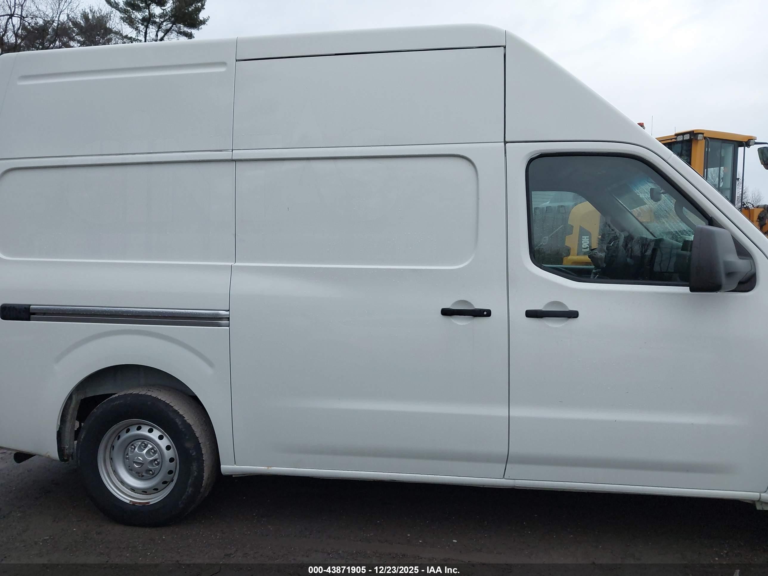 2015 Nissan Nv Cargo Nv2500 Hd S V6/sl V6/sv V6 Белый vin: 1N6BF0LX0FN801052